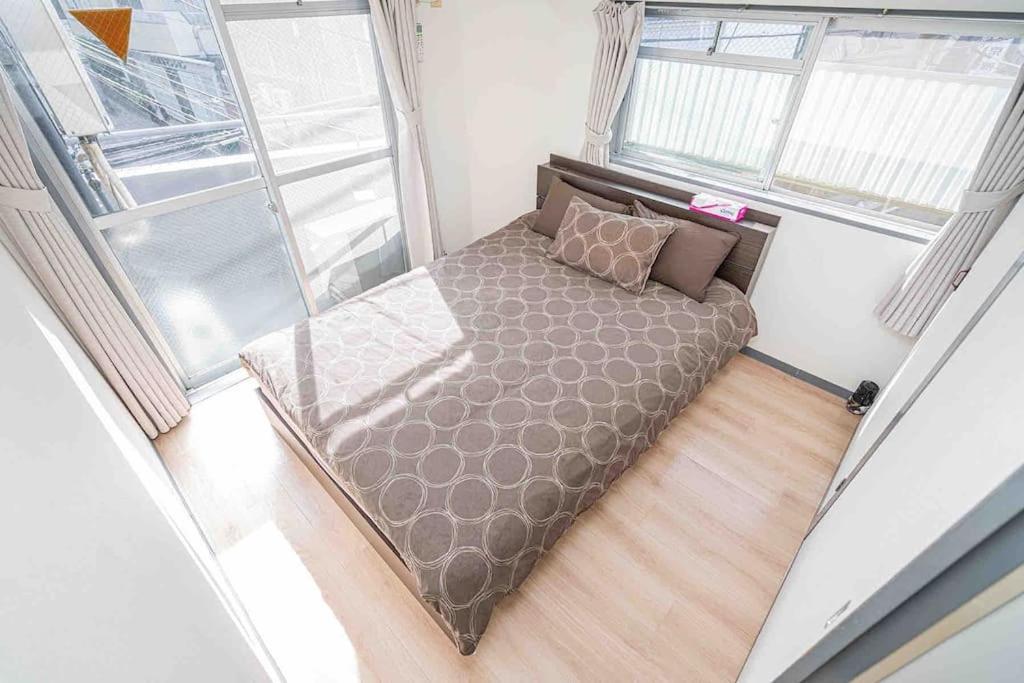 A Boutique One-bedroom In Takadanobaba, Shinjuku Ward, Tokyo. A 6-minute Walk To The Yamanote Line Apartment *
