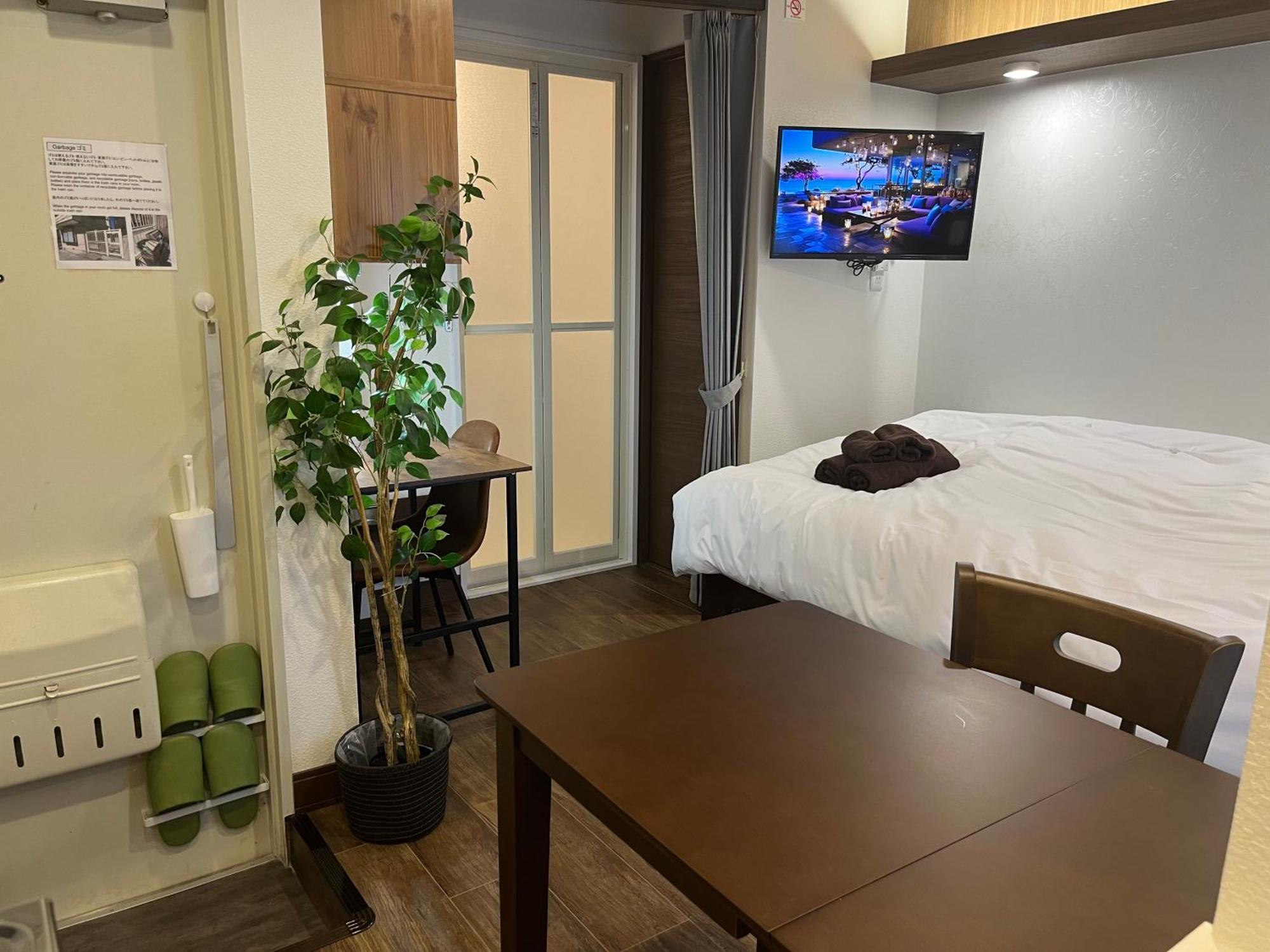 Cozy Oyama *