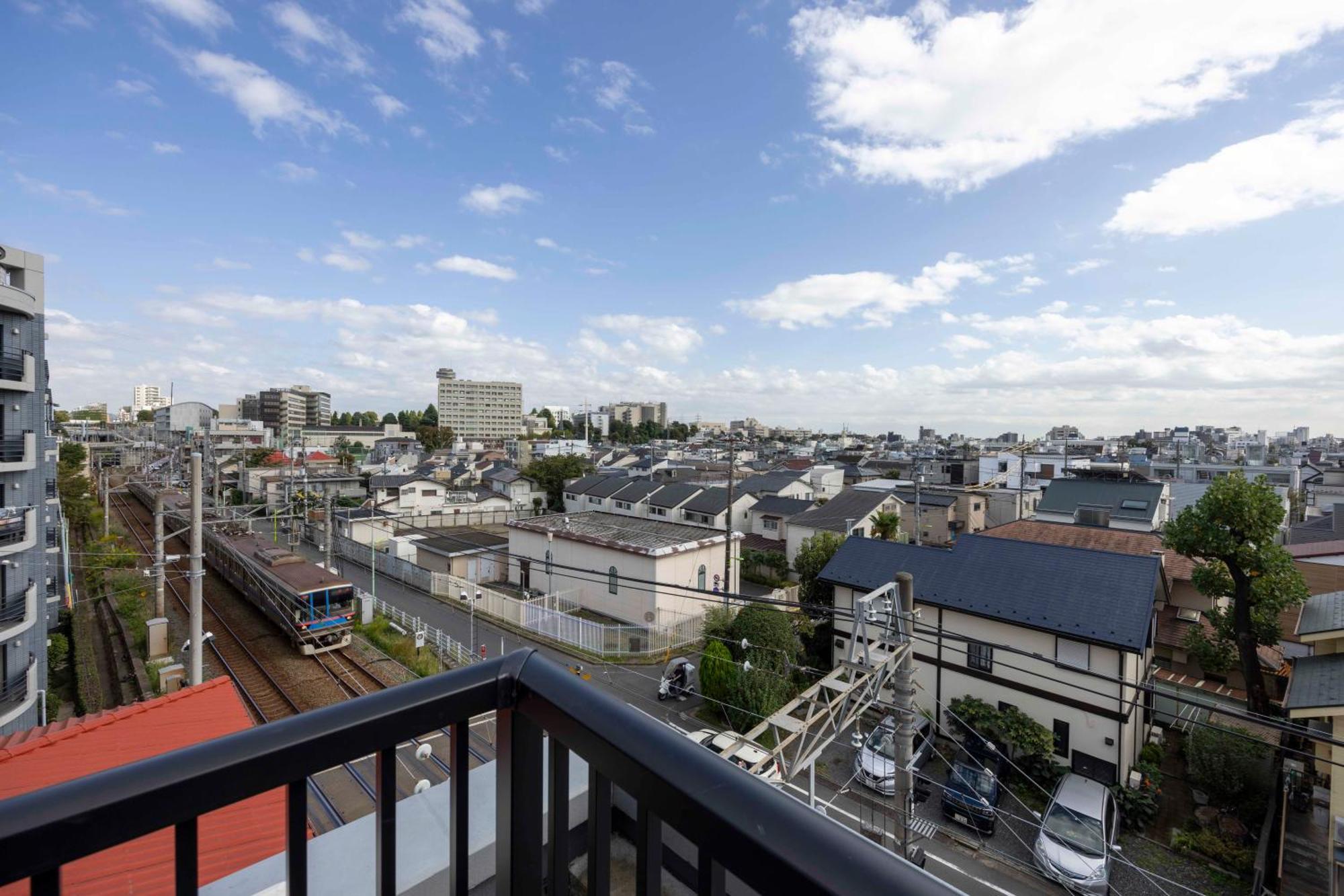 Renaissance Court Jiyugaoka Apartment *