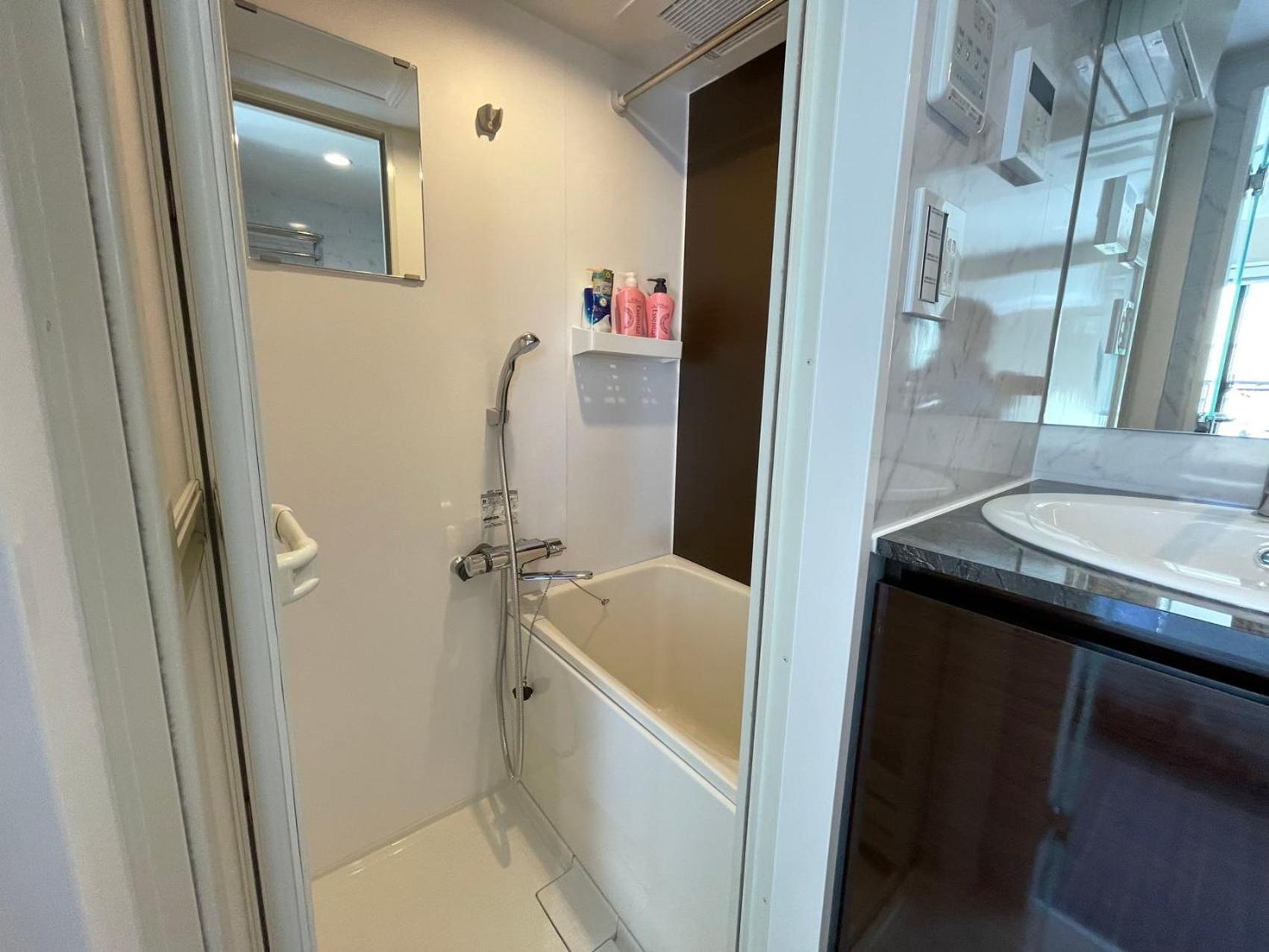 Comma House Shinjuku 402 Aparthotel