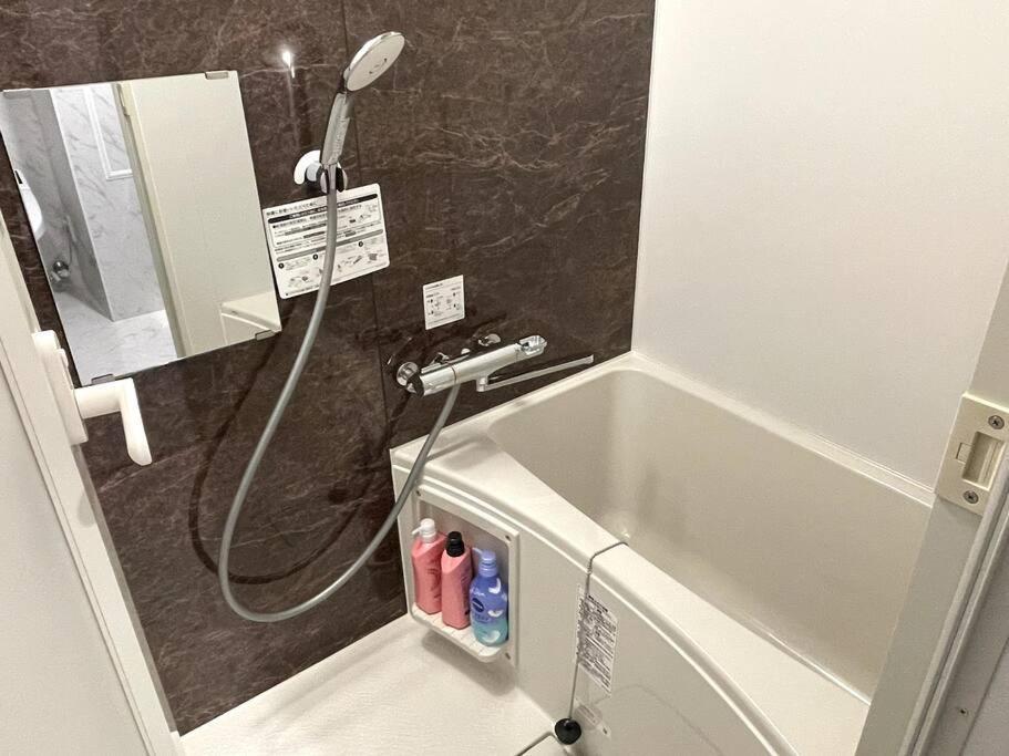 Apartment 【newly Built】3mins To Sta./1km To Shinjuku/max6/103