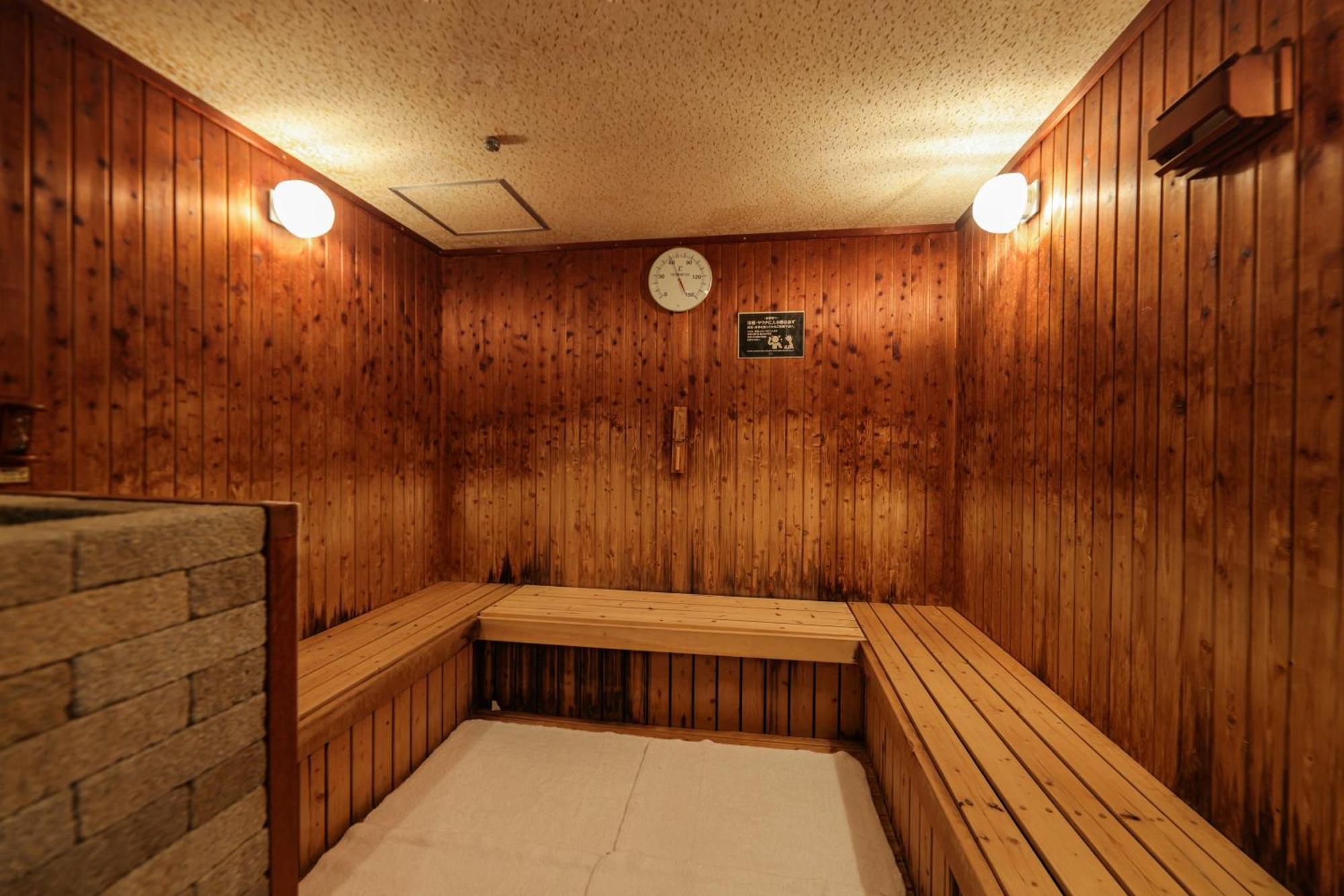 Hotel Bayside Azur Takeshiba 4*