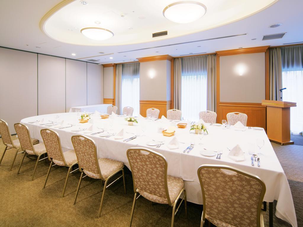 Wing International Premium Yotsuya