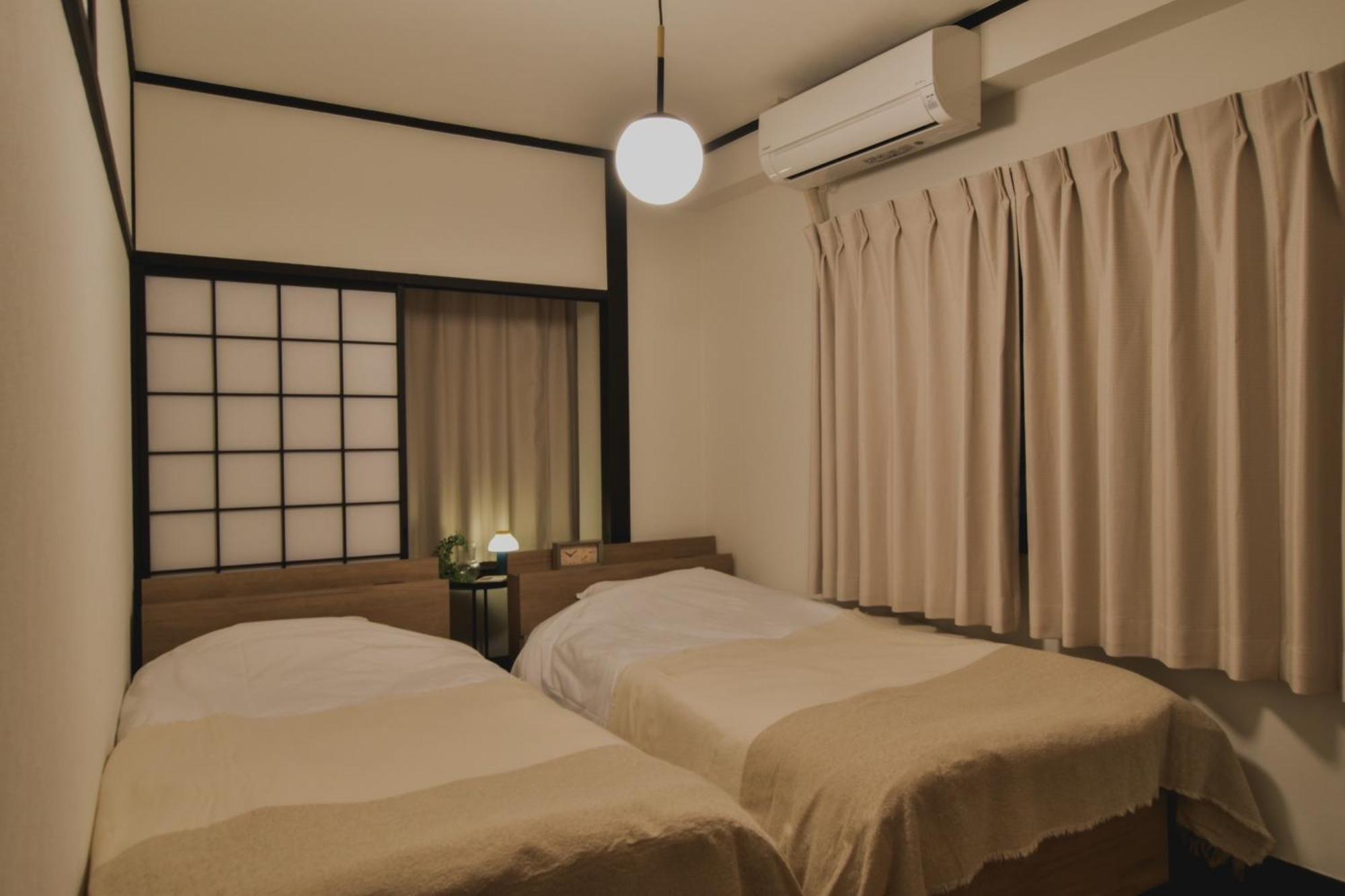 岡田ビル4階 Apartment *