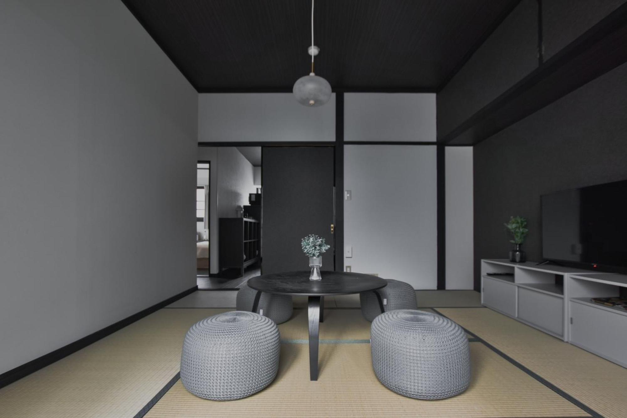 岡田ビル4階 Apartment