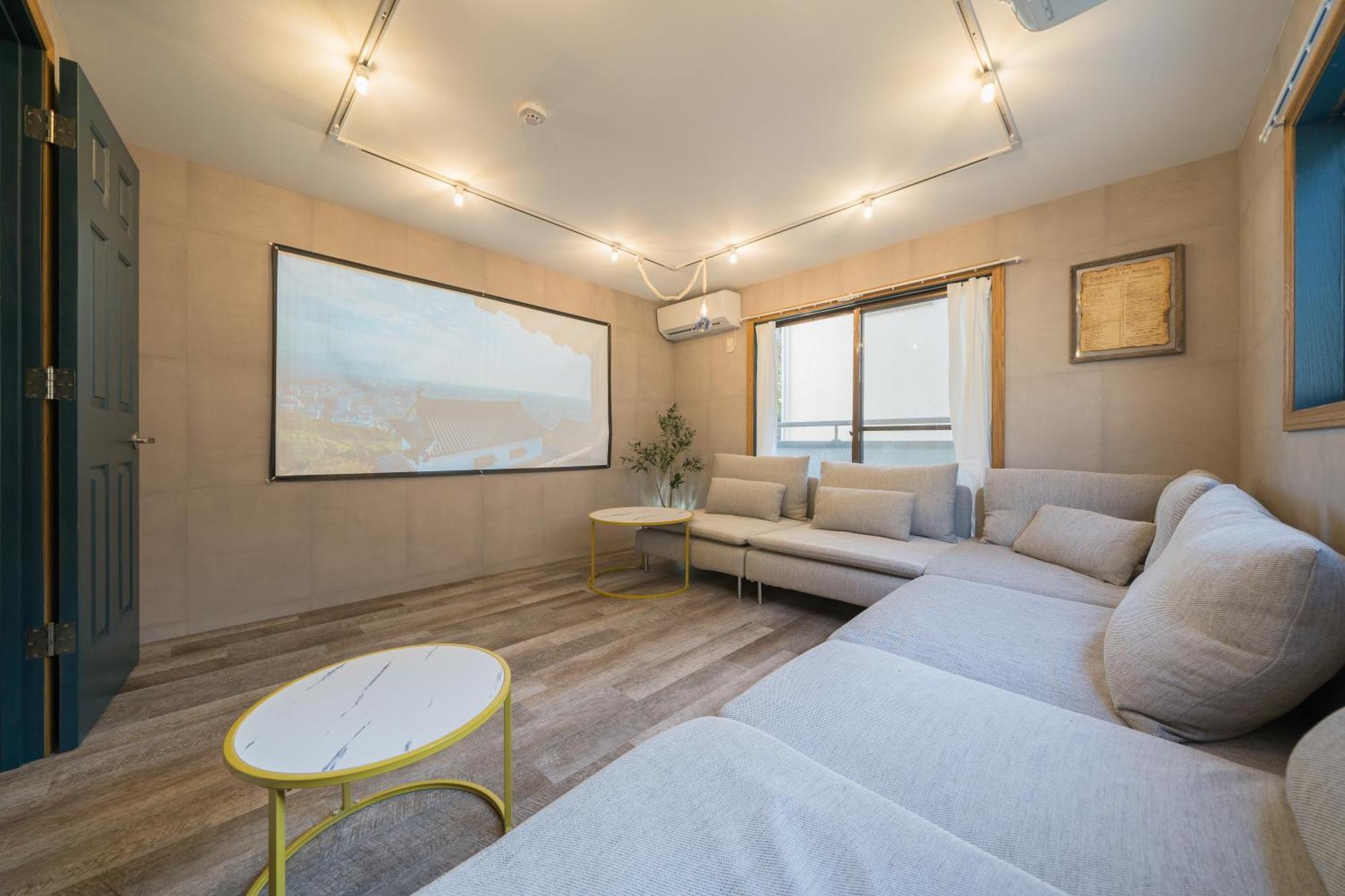 Shinjuku / 5 Min Walk From Station ※ Projector Holiday home *