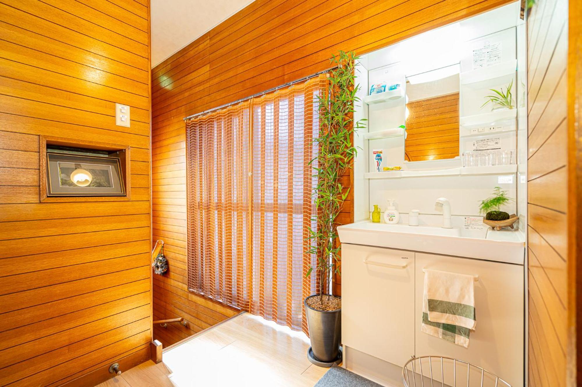 Holiday home Jujo House Shinjuku Direct With 4br