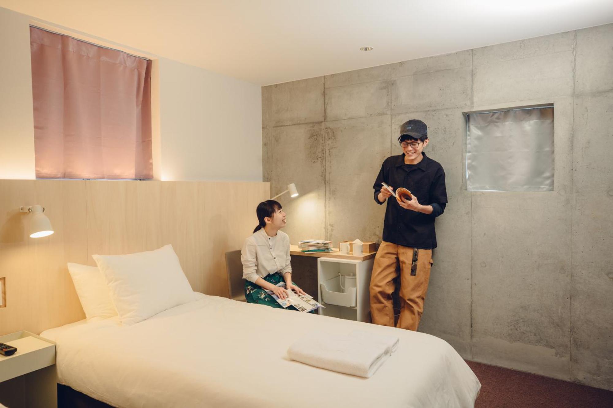 Domo 2* Tokyo