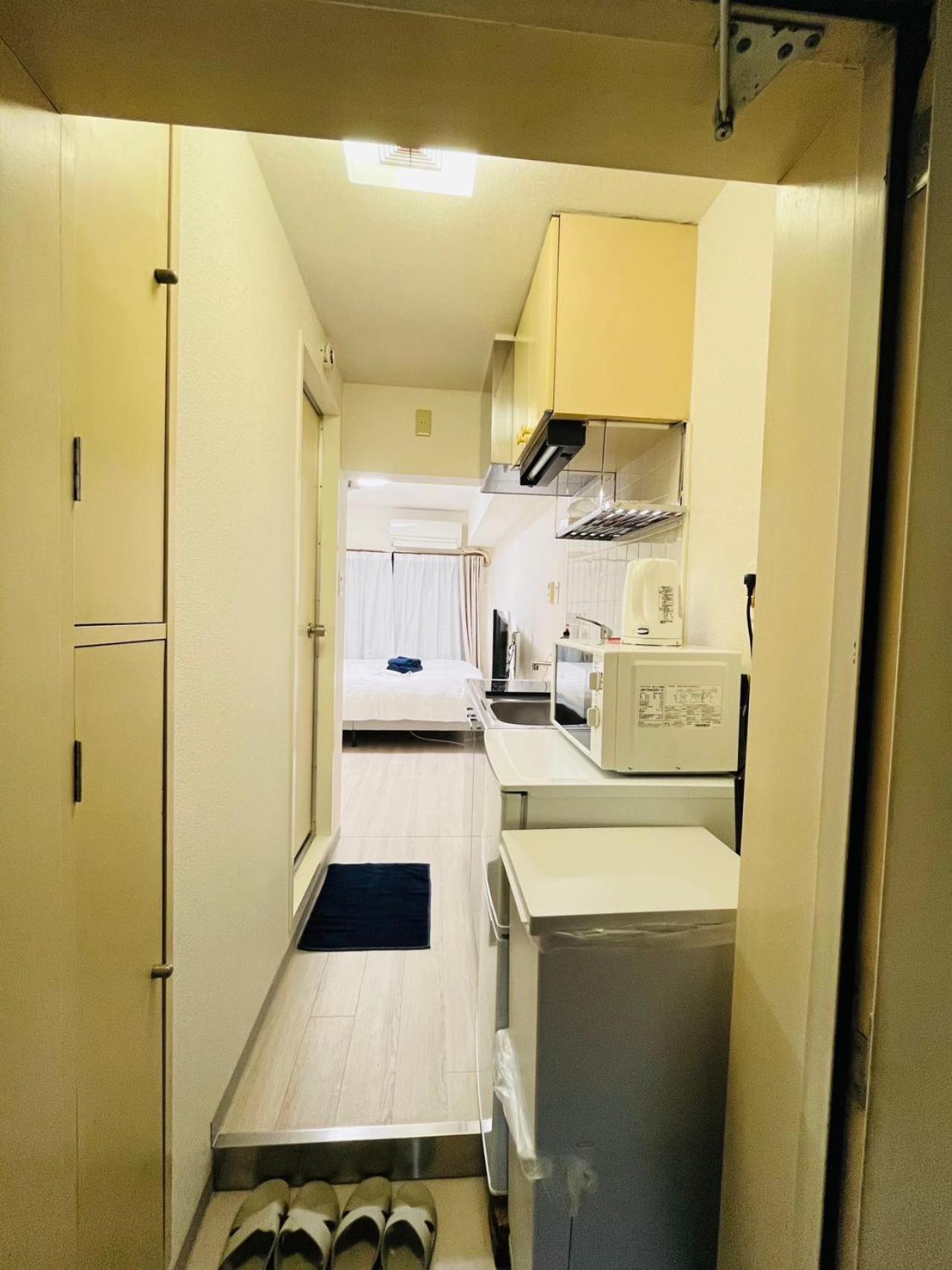 Apartment Shinjuku Area 6 Mins To Station Good Location Max For 3 People Wi-fi Free Unlimited *