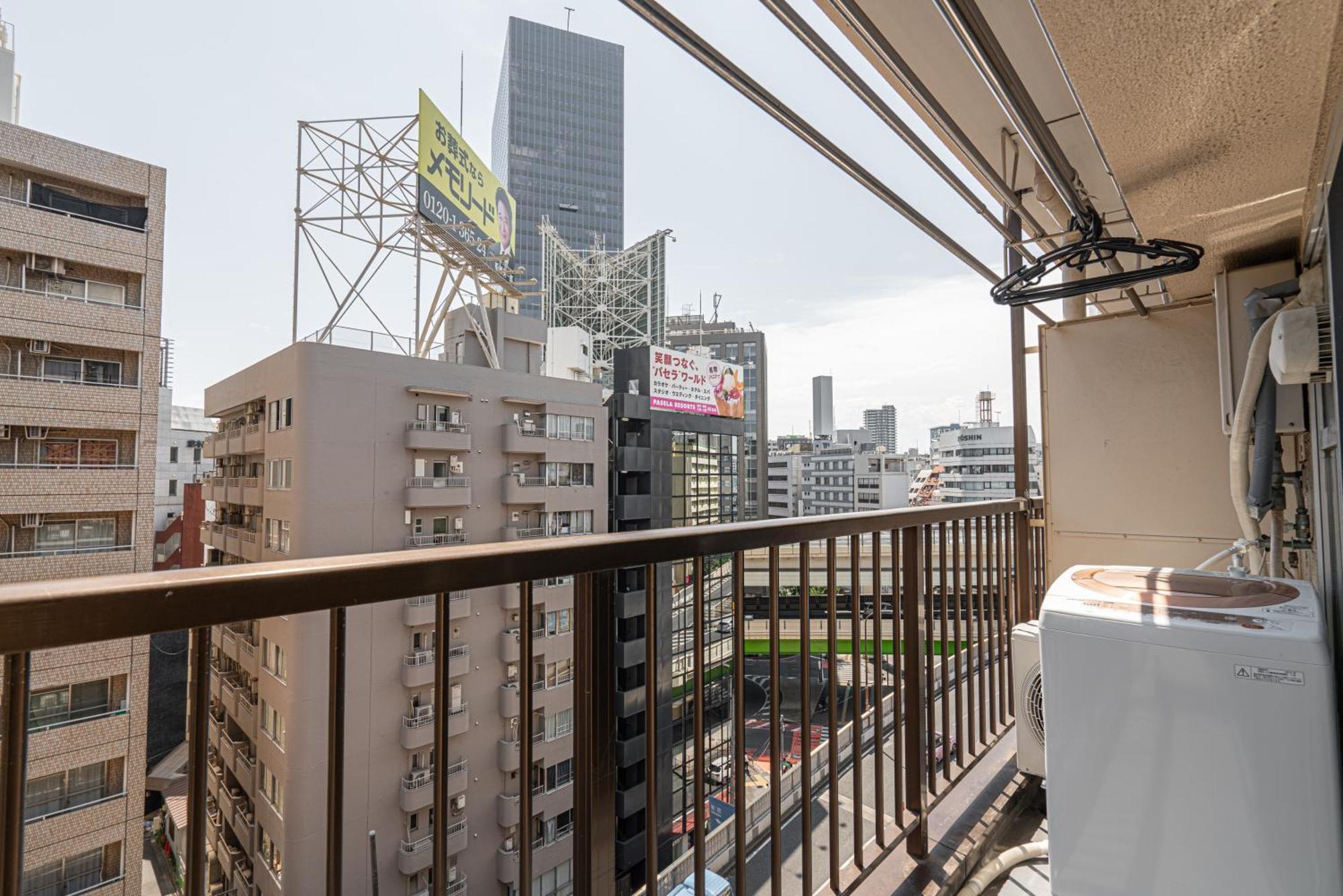 Ikebukuro East Exit, Two-bedroom Boutique Ment Apartment *