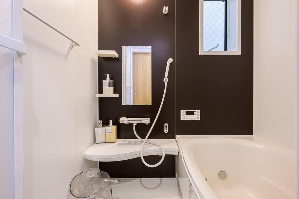 Apartment Komei 5min To Station Next To Asakusa And Sky Tree Tokyo