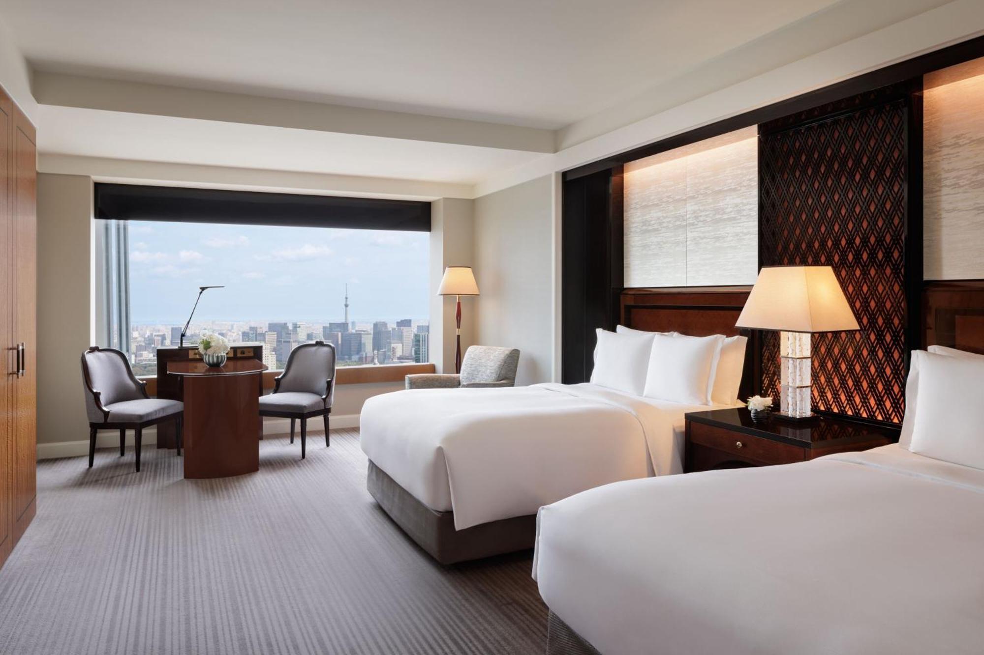 The Ritz-carlton, Hotel