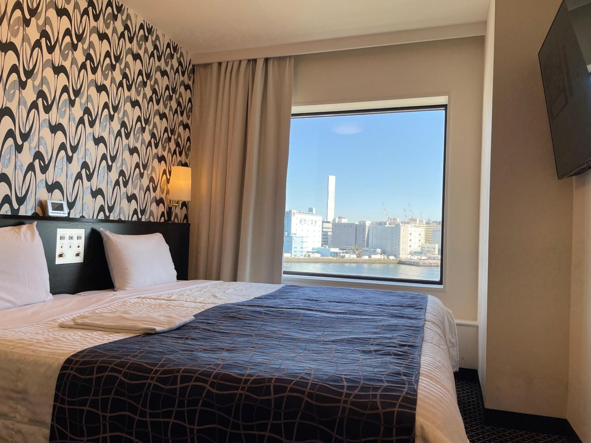 Hotel Bayside Azur Takeshiba 4*