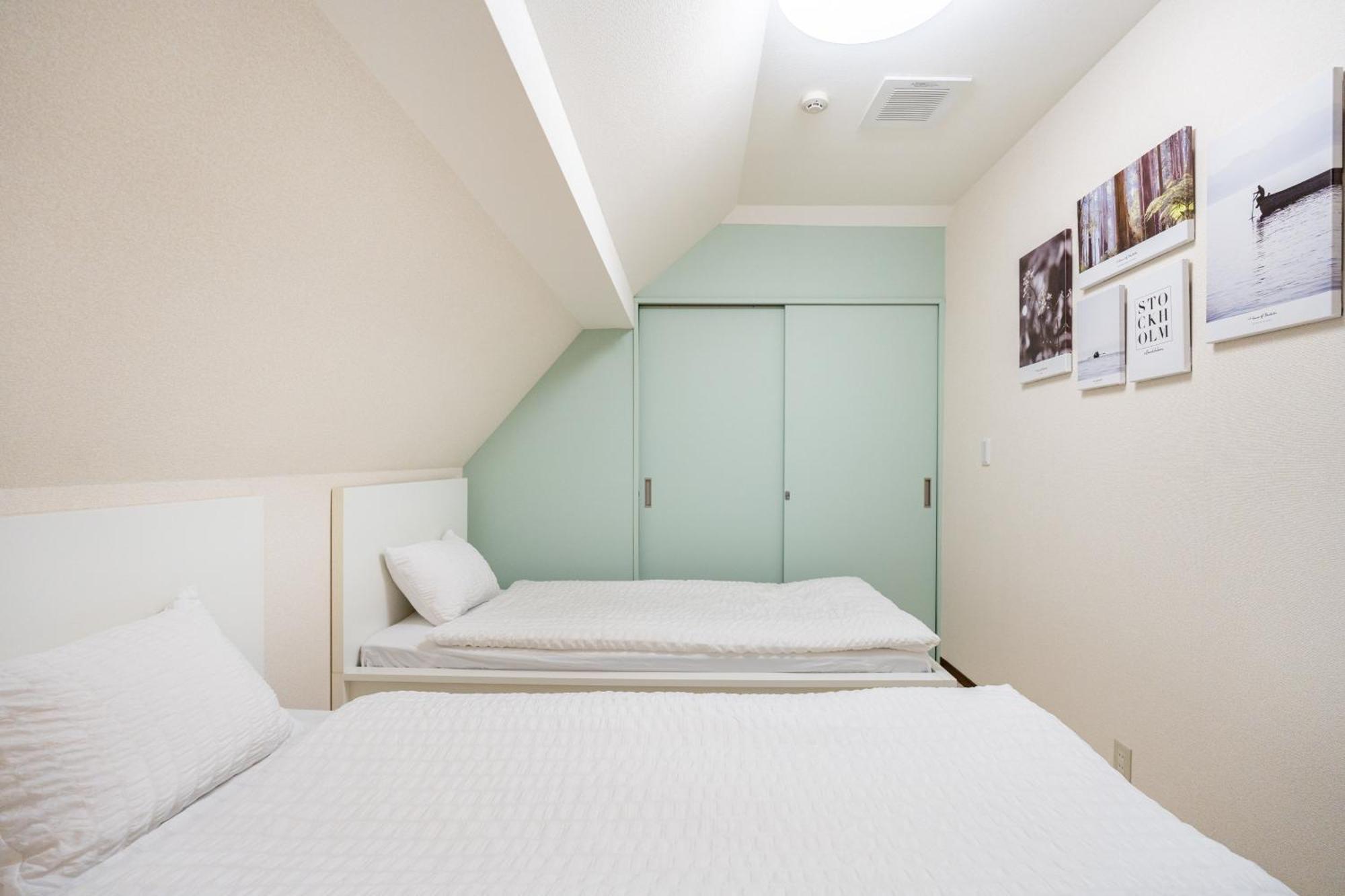 New!twelve People/ Shin Ookubo 6min/ Pocket Wifi Apartment *