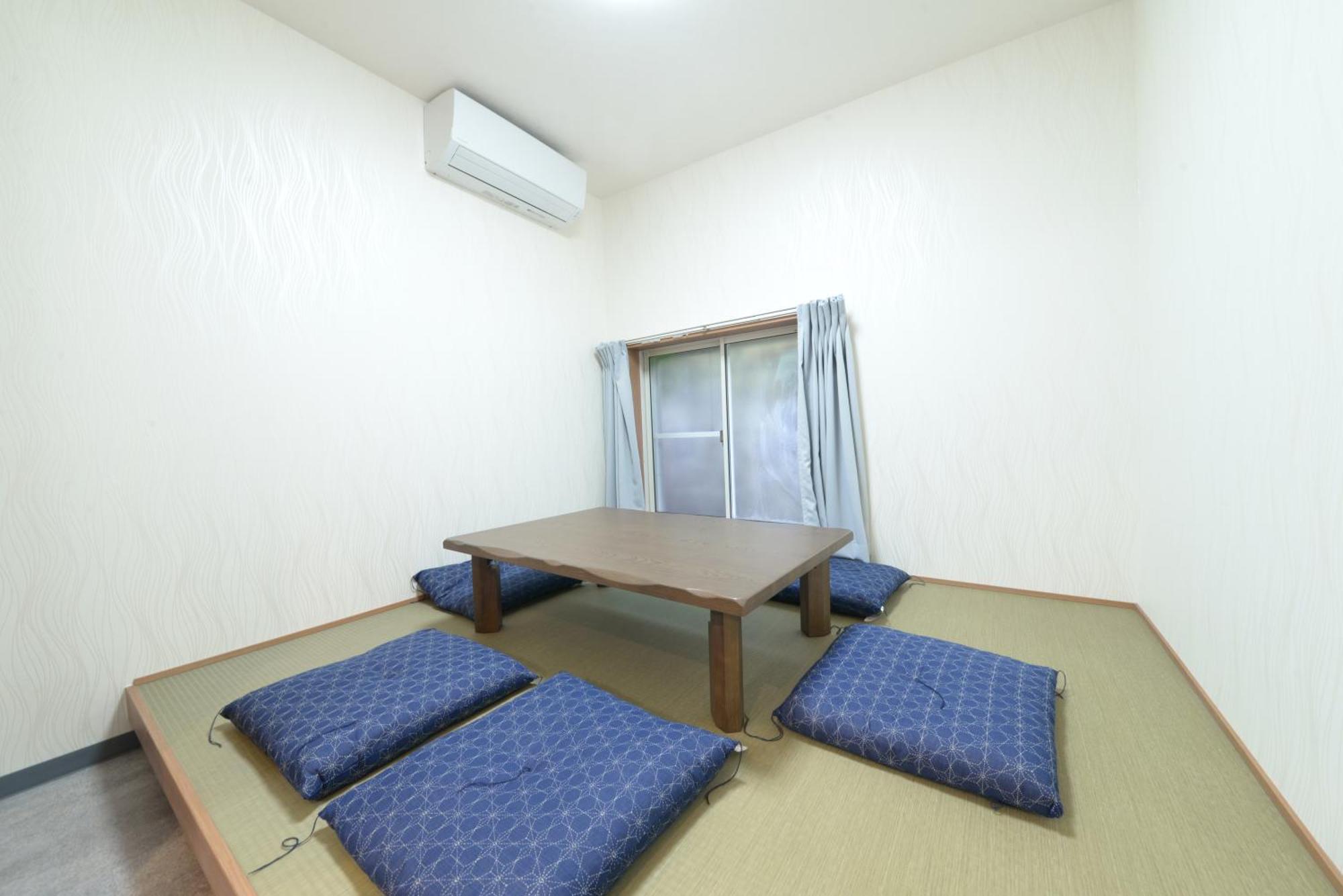 Holiday home 和ノ楓cottage　新宿の2階建て5室2シャワー2トイレ *