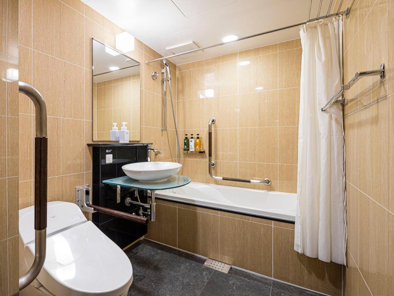 Hotel Apa Ningyocho Ekihigashi 3*