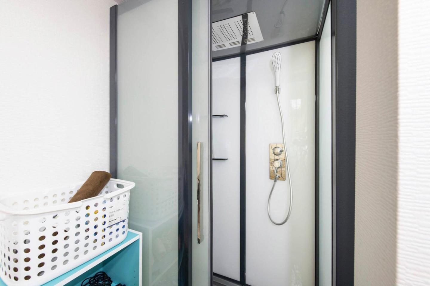 Apartment Tsukimura Building