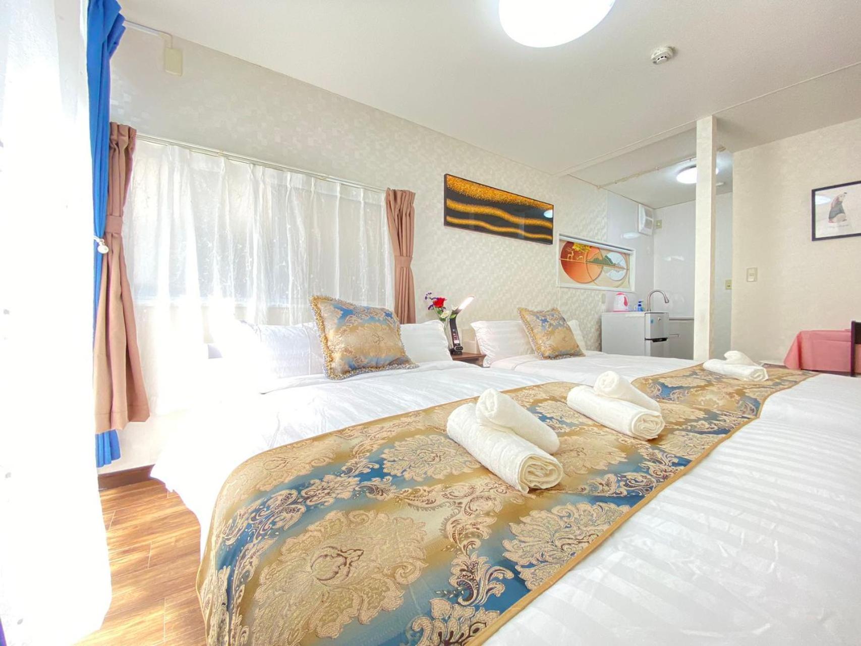 Apartment 東京優先絶好のロケーション新宿大久保駅から1分 *