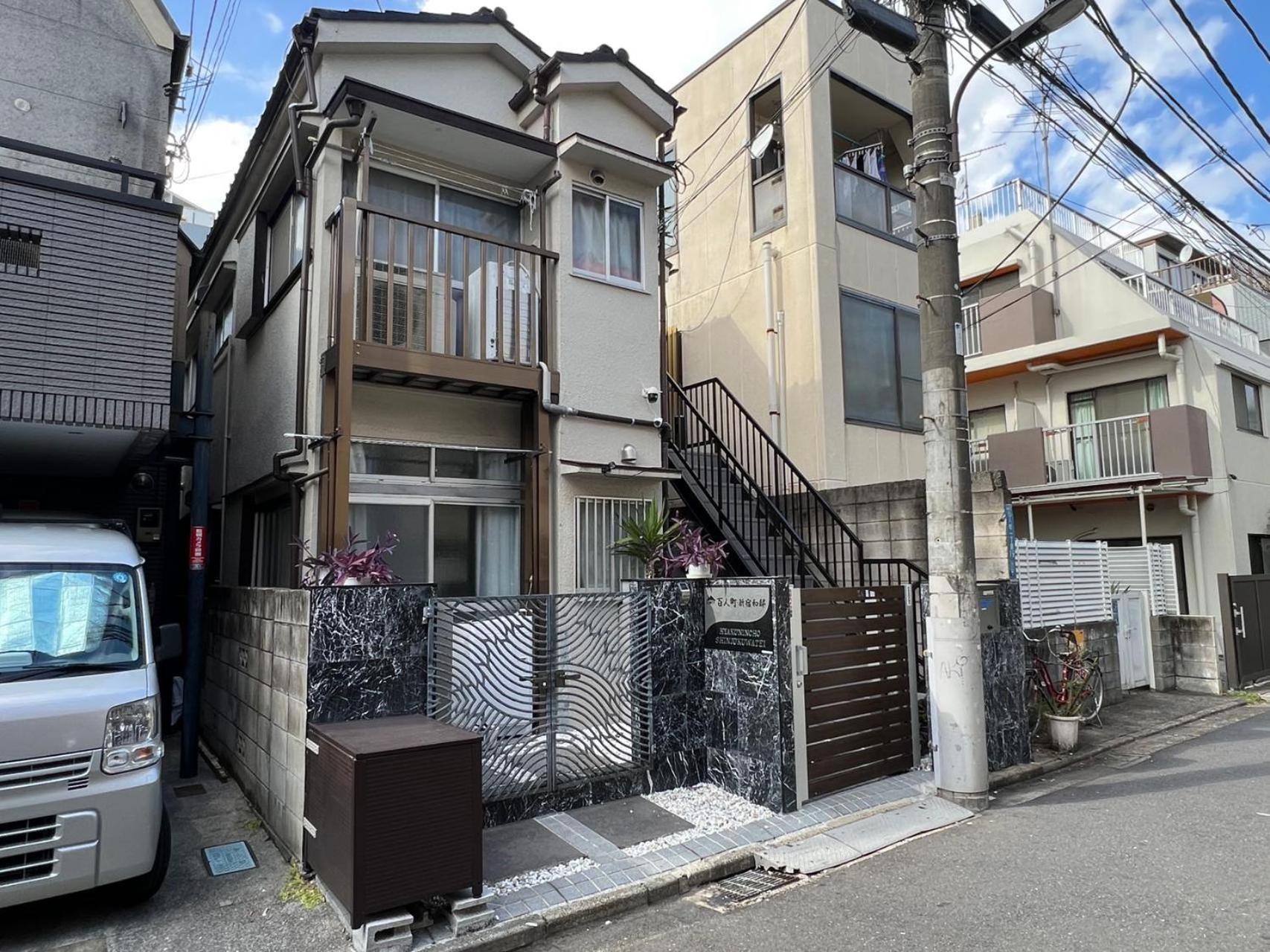 Apartment 東京優先絶好のロケーション新宿大久保駅から1分
