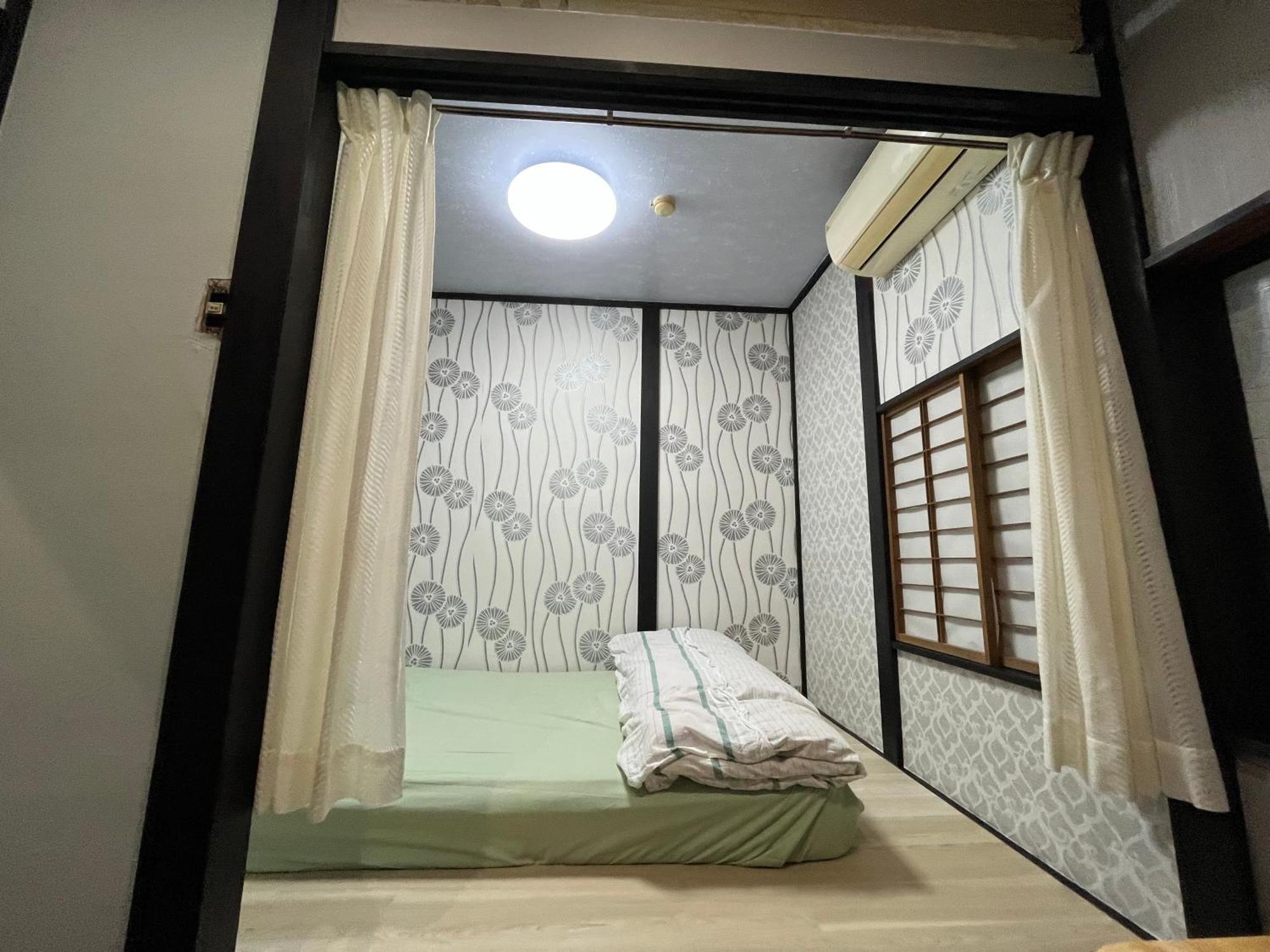 Hotel Lucky *