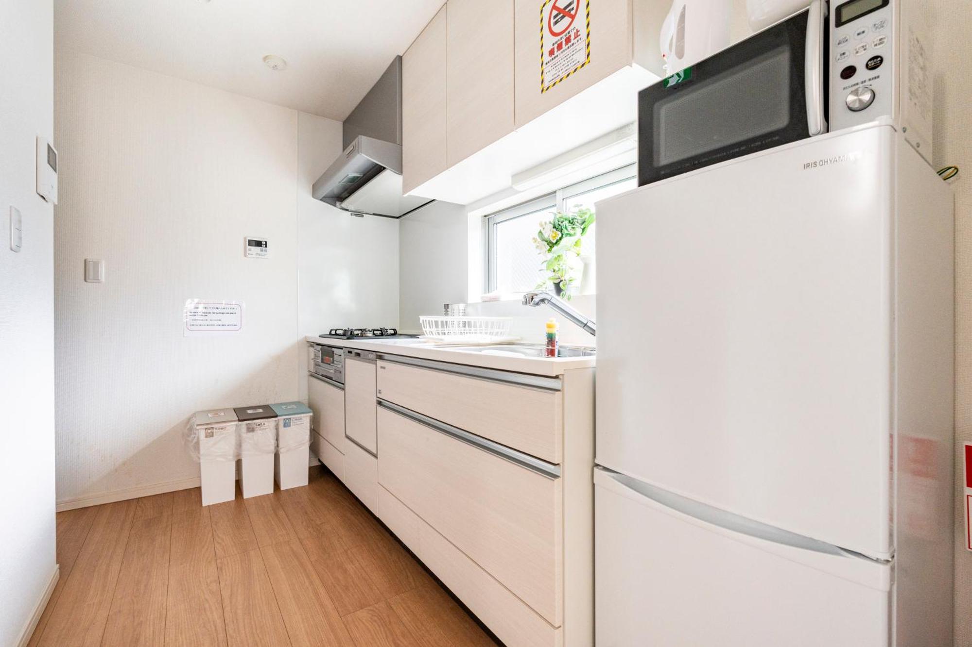 Apartment アンドステイ羽田5丁目 *