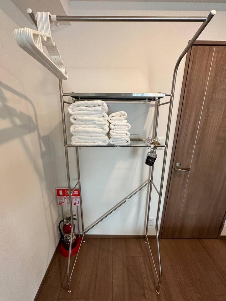 上野駅徒歩５分シングルベッド４台+ソファベッド２台 1ldk Apartment *