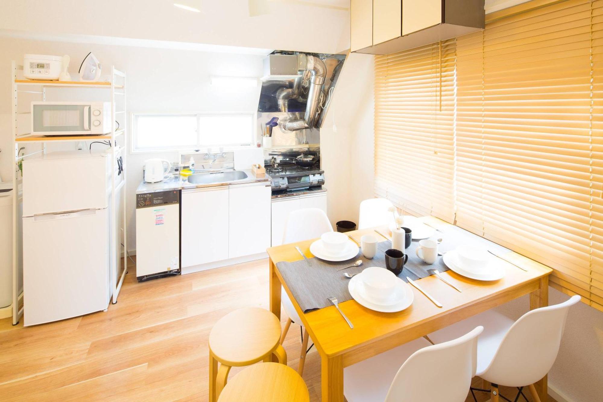Apartment Tsukimura Building