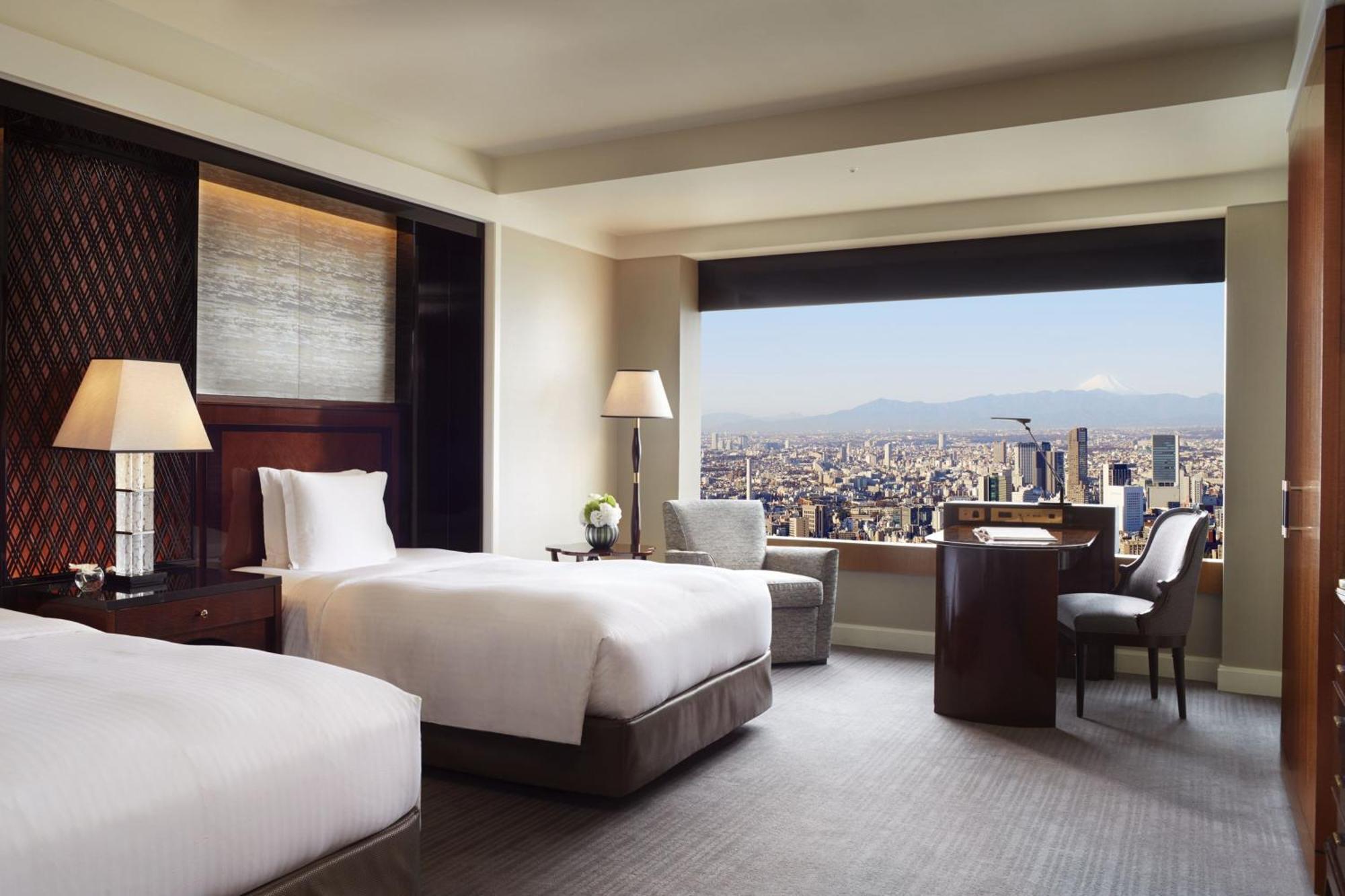 The Ritz-carlton, Hotel