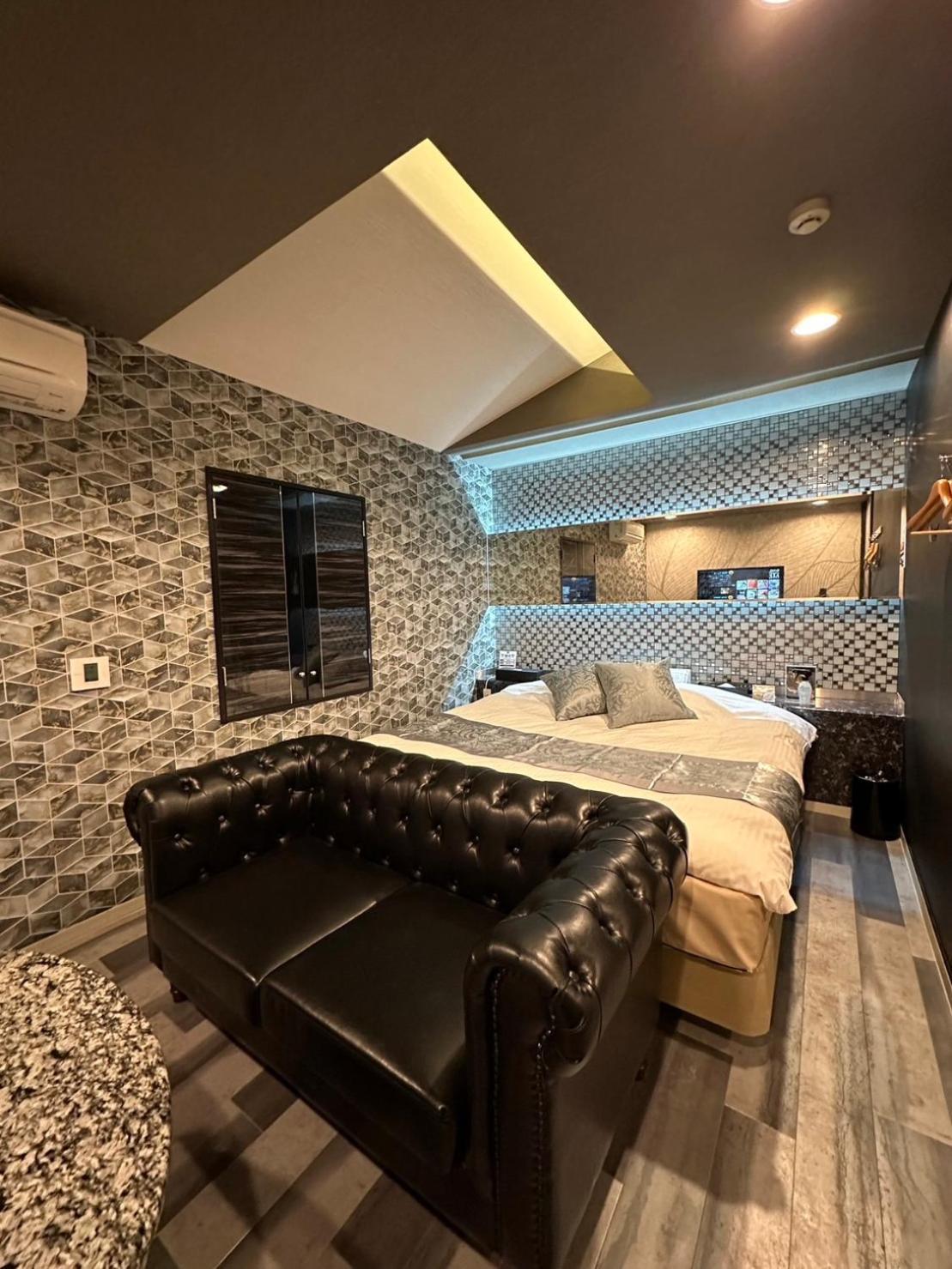 Exe (adults Only) Love hotel