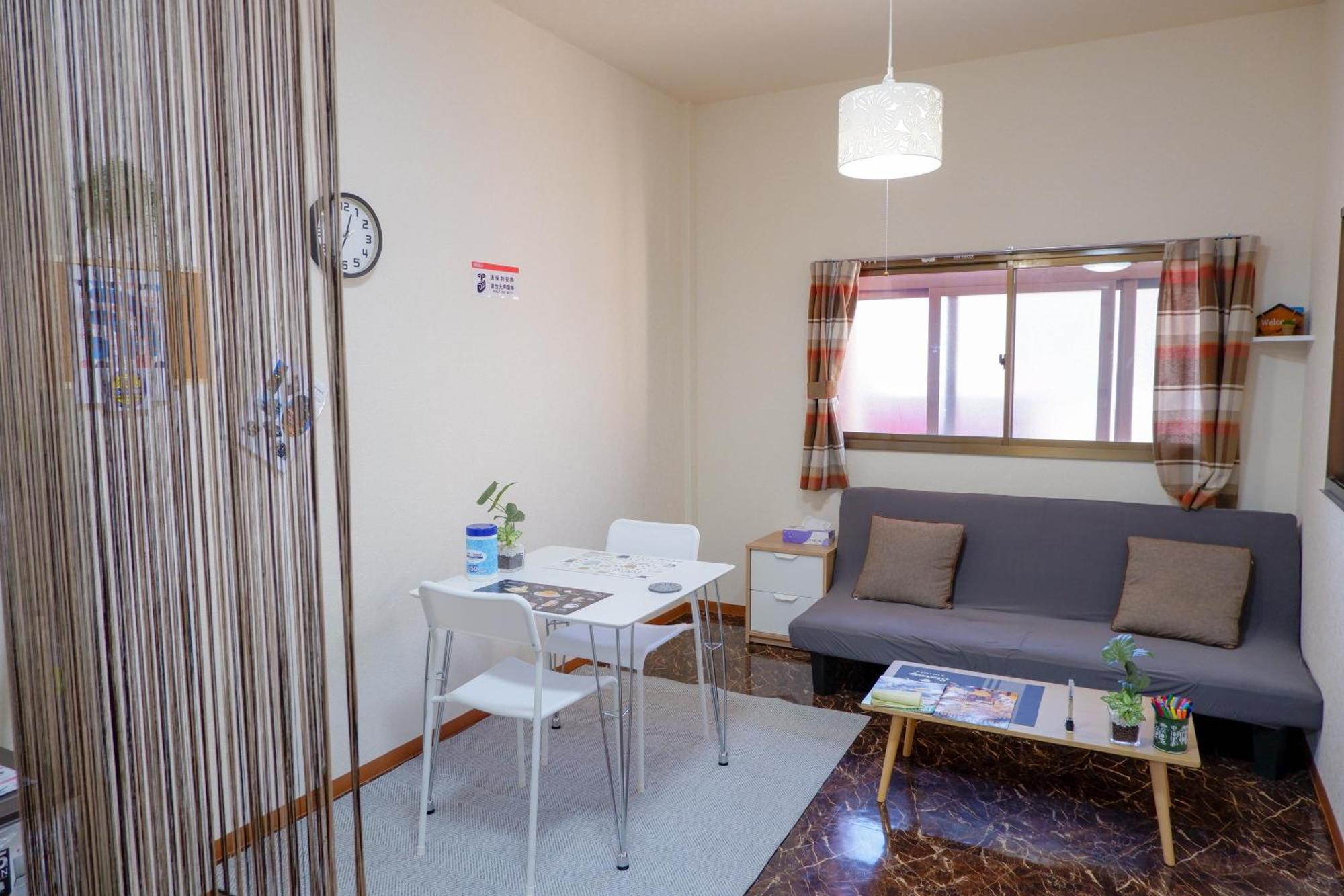 匯金本所ビル Apartment *