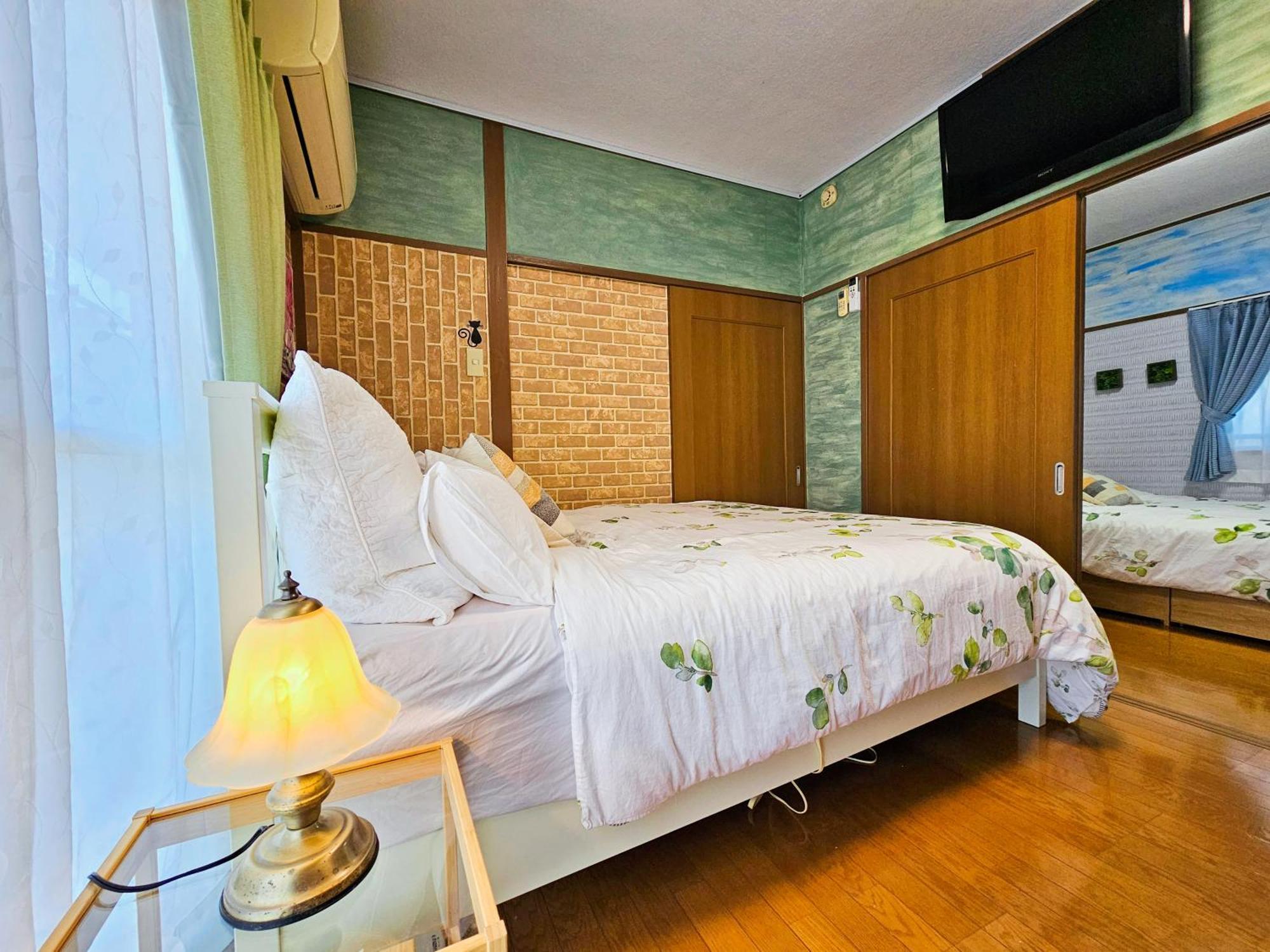 703. Disneyland, Direct Bus To The Airport/1minute's Walk From The Station. Apartment