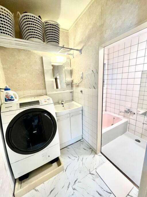 Holiday home 【2024/2月open! 一軒家貸切】東京ディズニーリゾートまで車5分、徒歩20分 *