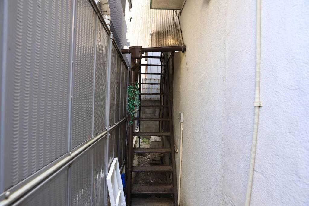 8路線使用可能！アクセス抜群/池袋駅より徒歩5分/最大11名/wi-fi完備/まるごと3ldk Apartment *