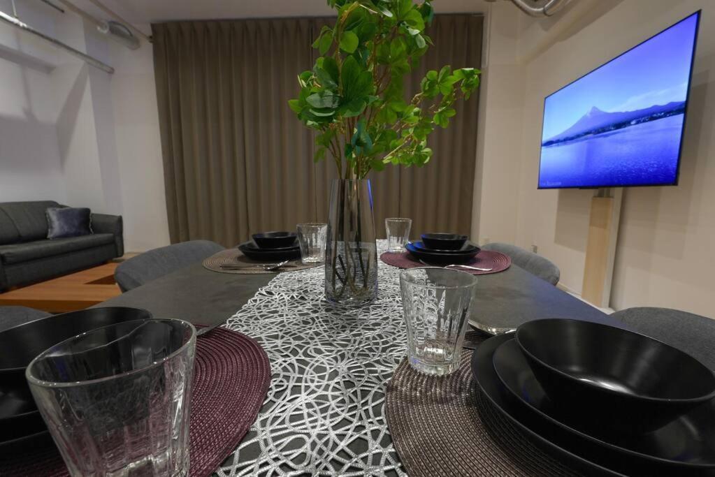 Scs Kaigan Two 201 Apartment Tokyo