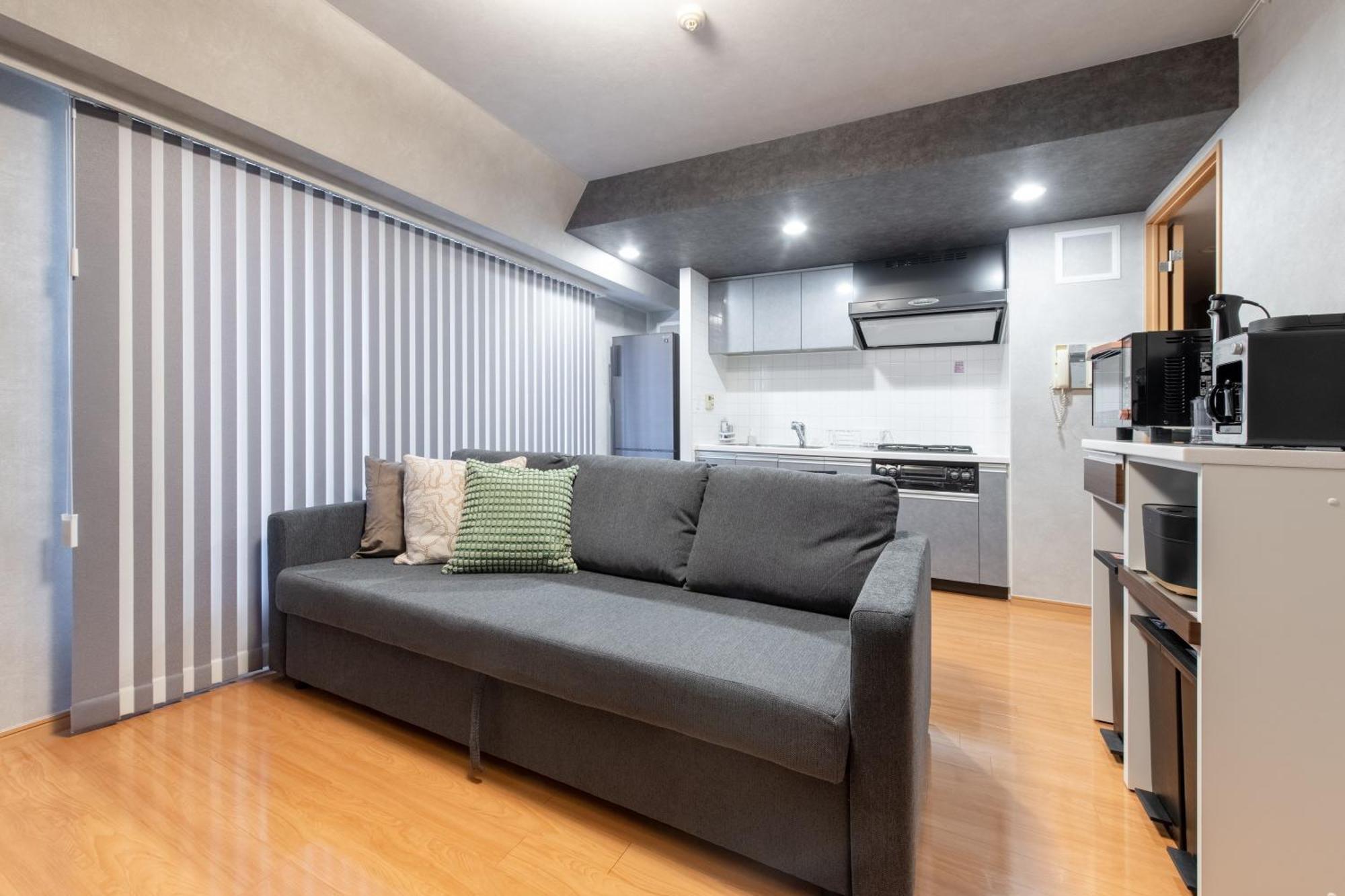 Guest house Across Akihabara Tokyo