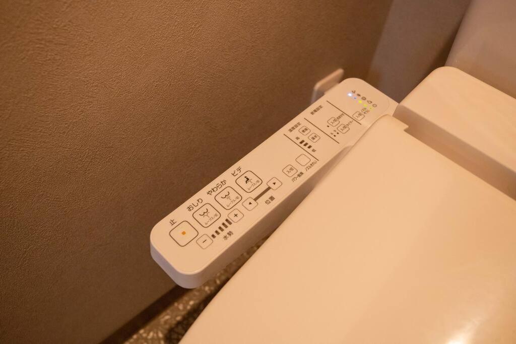 Apartment 浅草禅心居301室 浅草駅徒歩15分 2024年4月ニューオープン 43平米丸貸し切り ダブルベット2台と畳敷き布団2組 家庭式用品設備完備
