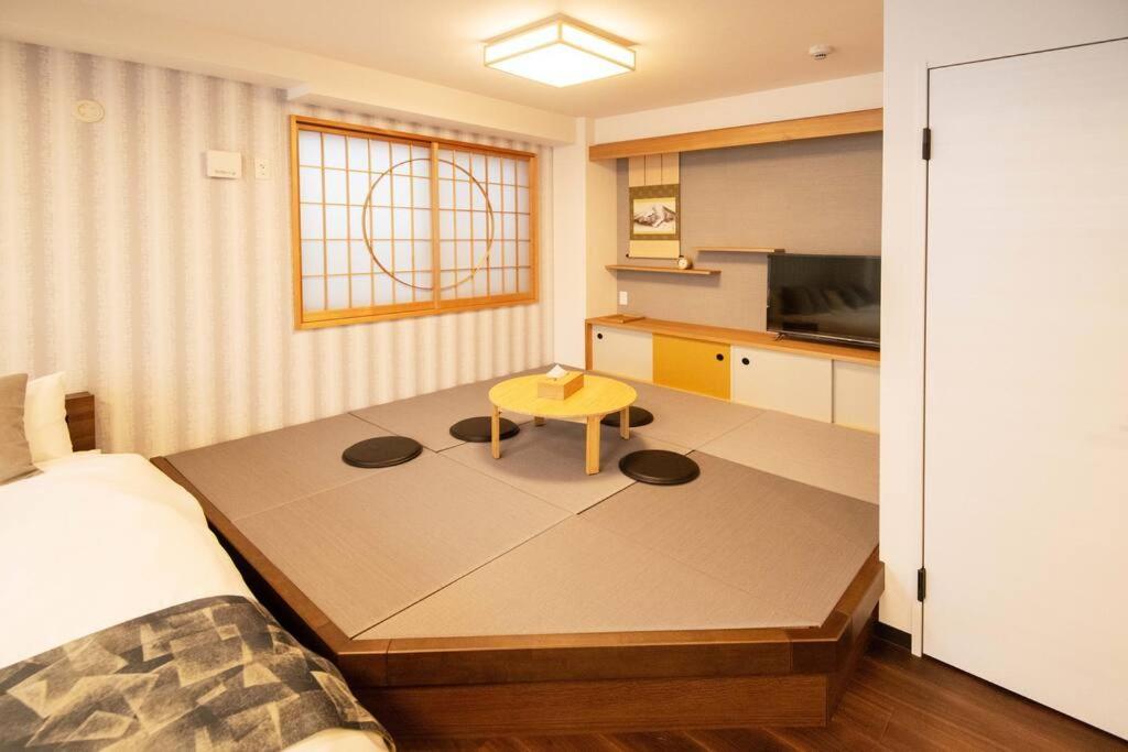 Apartment 浅草禅心居301室 浅草駅徒歩15分 2024年4月ニューオープン 43平米丸貸し切り ダブルベット2台と畳敷き布団2組 家庭式用品設備完備 Tokyo