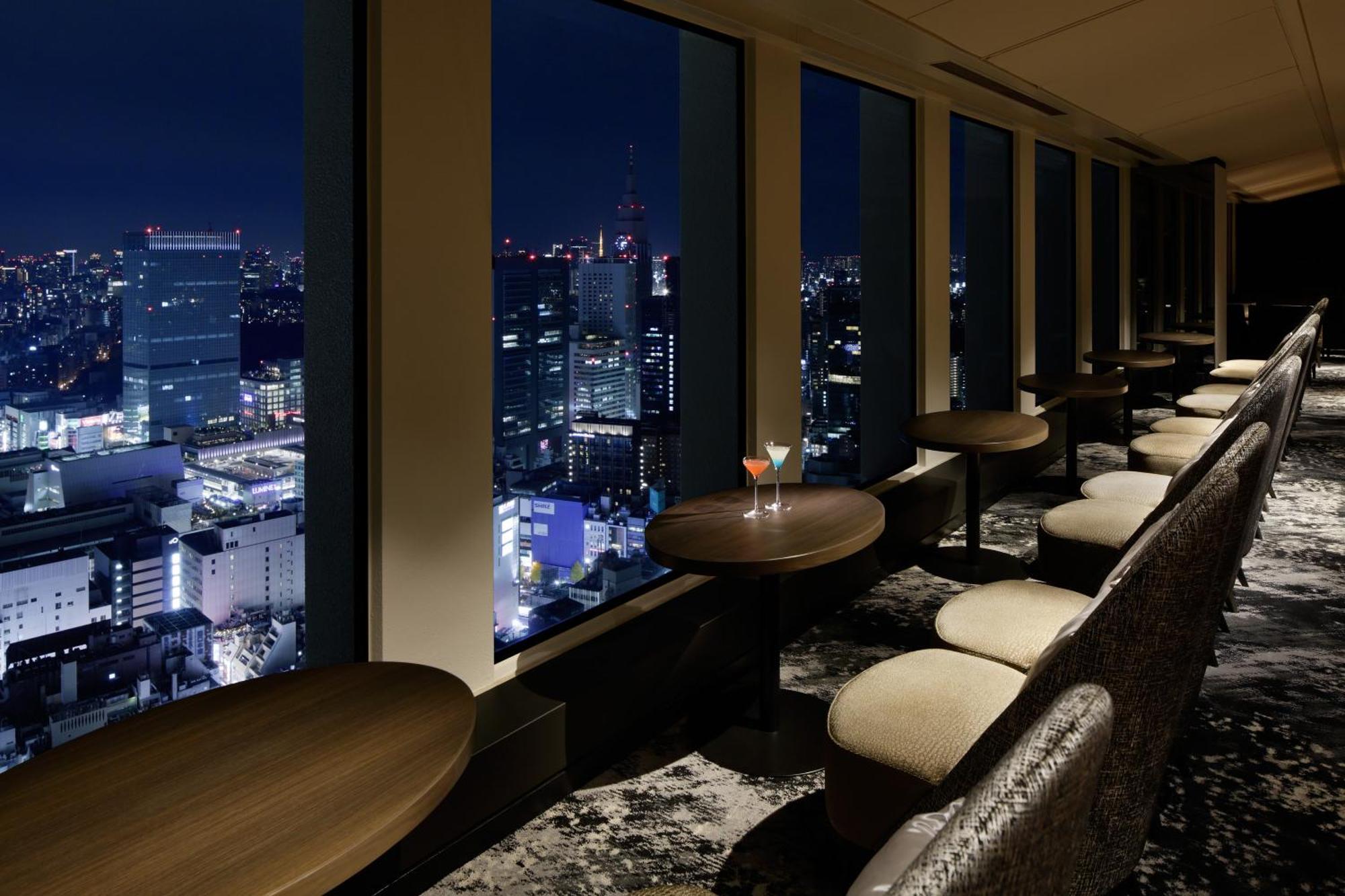 Hotel Keio Plaza 5*