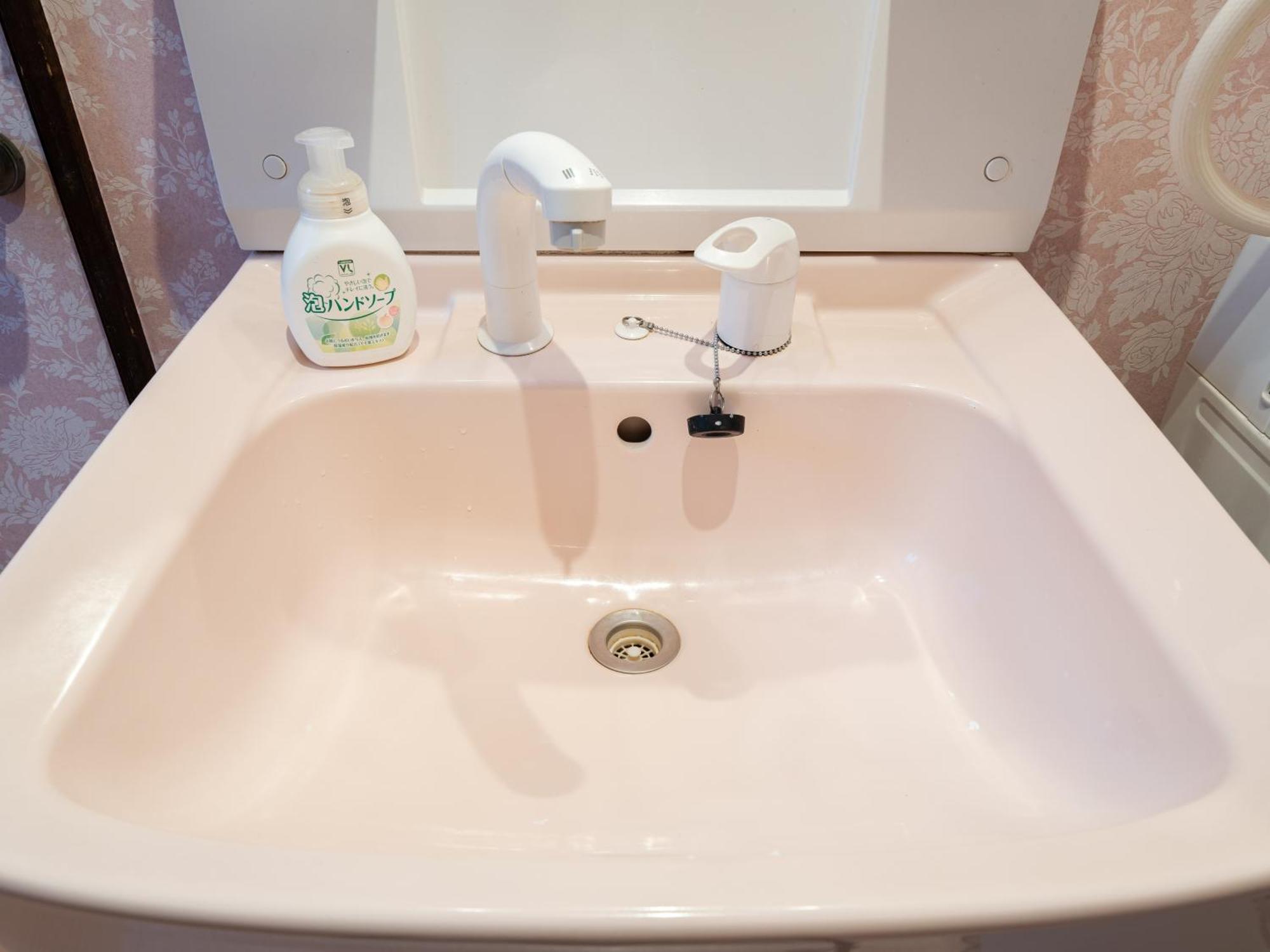 Apartment Shinjuku/okubo Sta, 3 Min Walk/switch/board Game/65㎡２ldk *