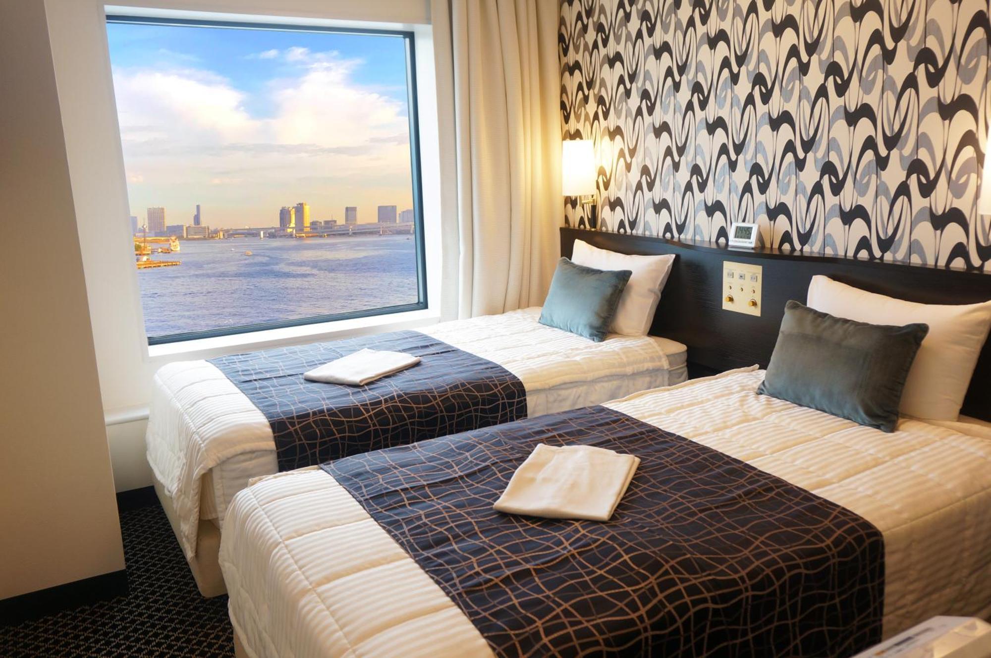 Bayside Azur Takeshiba Hotel 4*