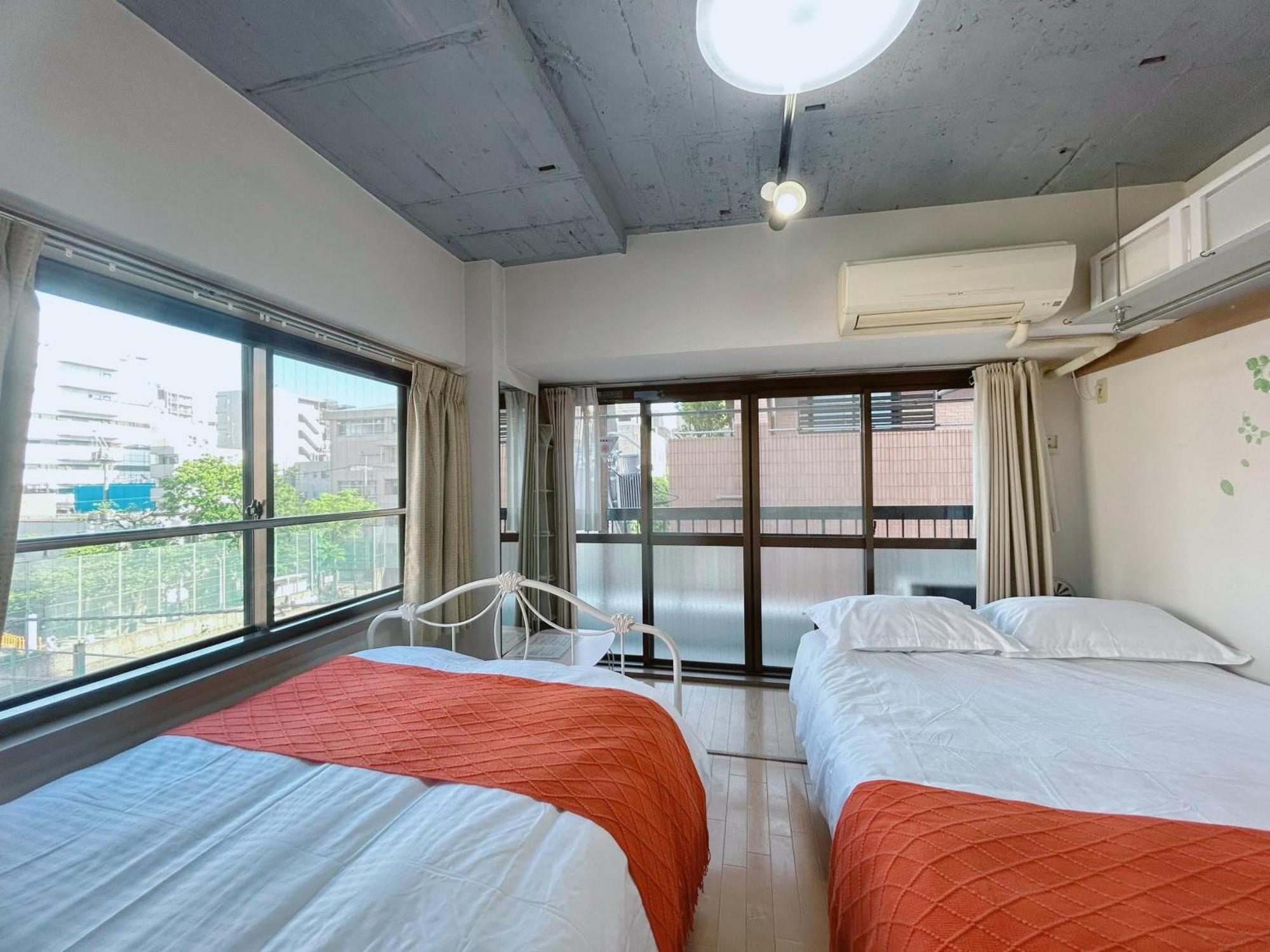 Ueno Palazetto Iriya *