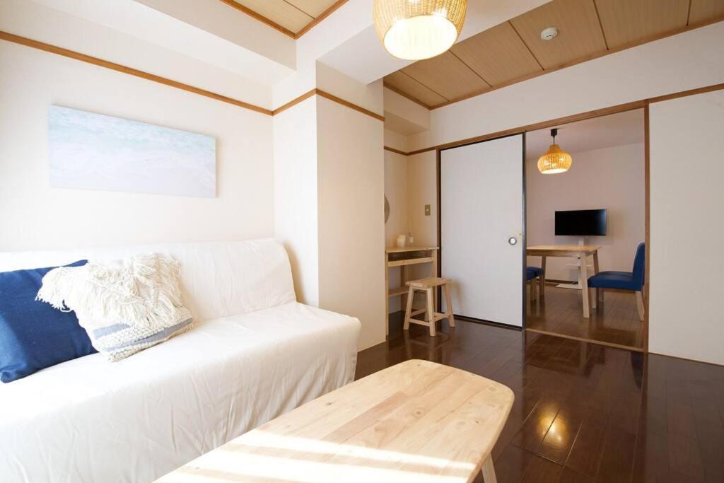 Nh Building5f Tokyo