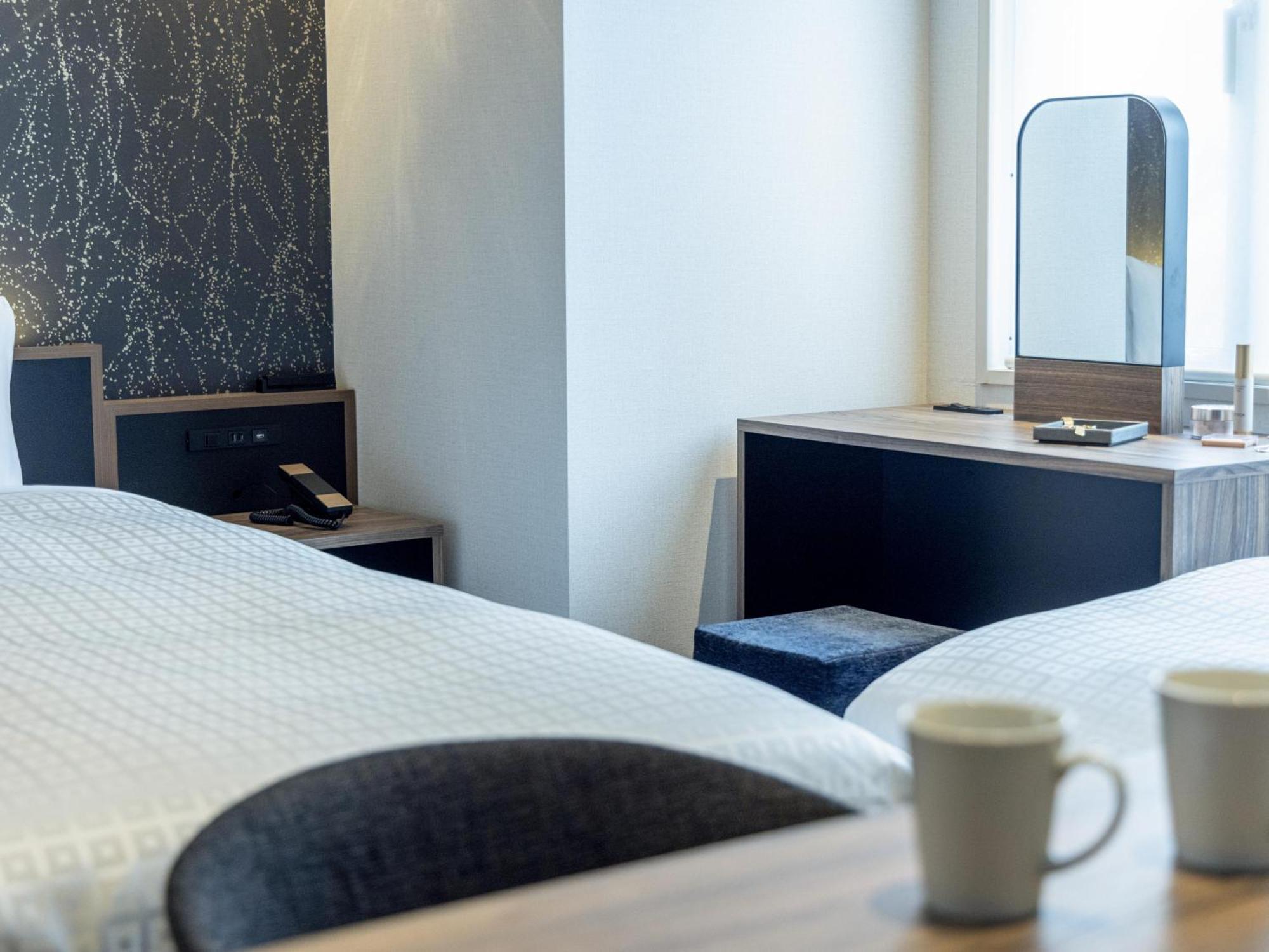 Tokyu Nishi Shinjuku 3*
