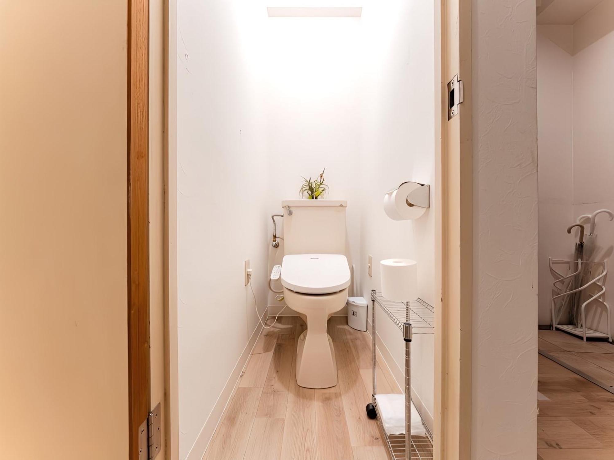 Shinjuku,ushigome Yanagicho Sta 1min Walk , Kabukicho3min Apartment *