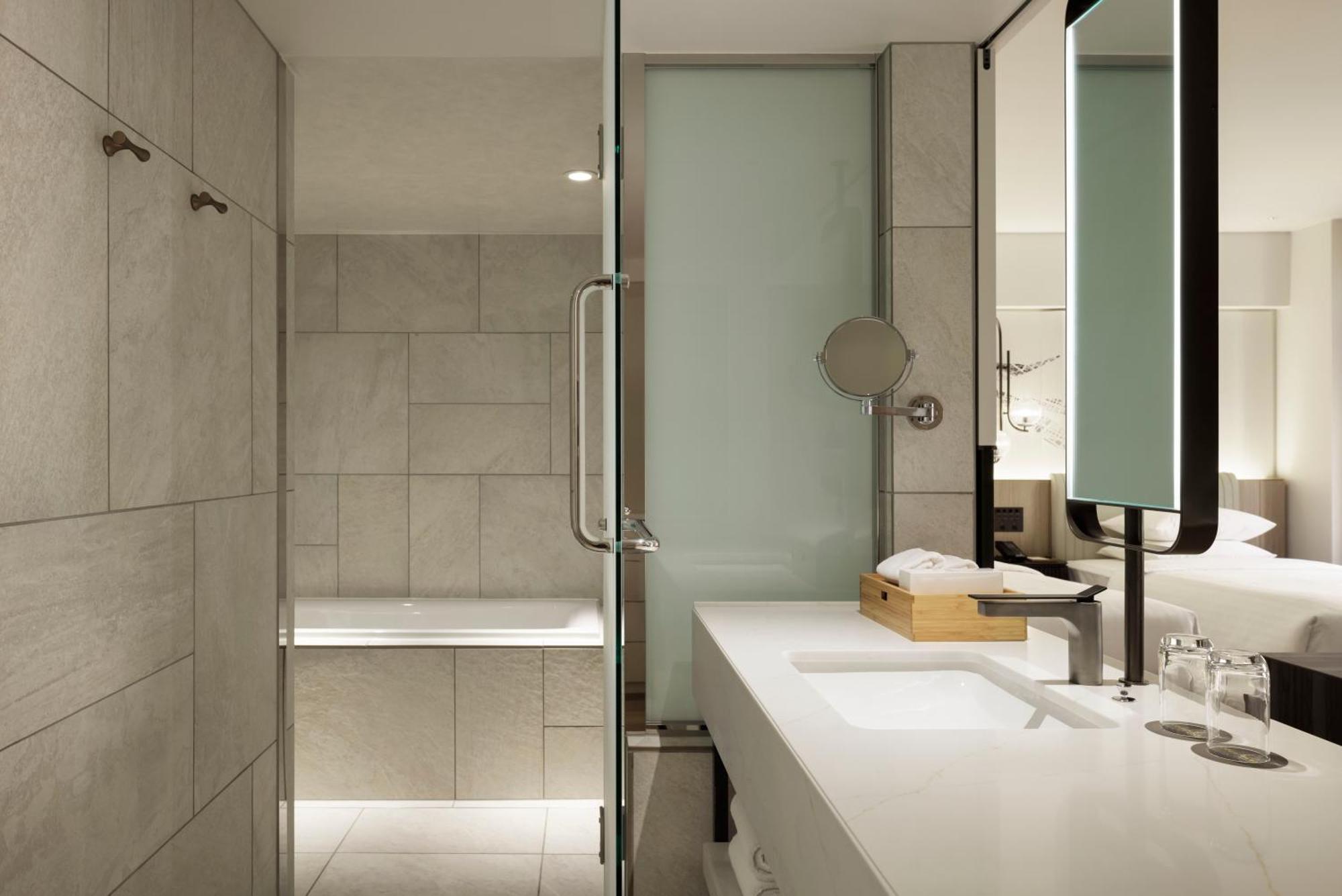 Courtyard By Marriott Ginza Tokyo