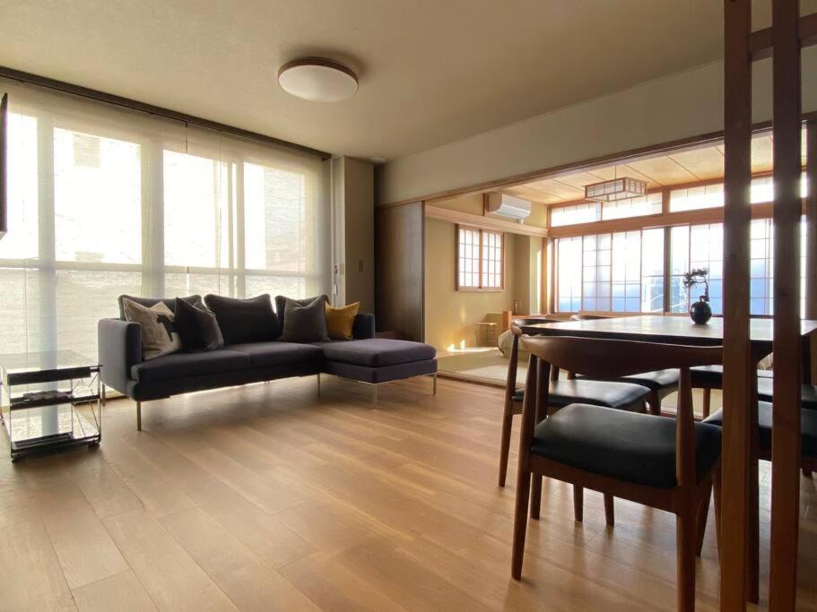 Apartment T3 150m2 新宿区伝統的な高級タウンハウス3階 Tokyo