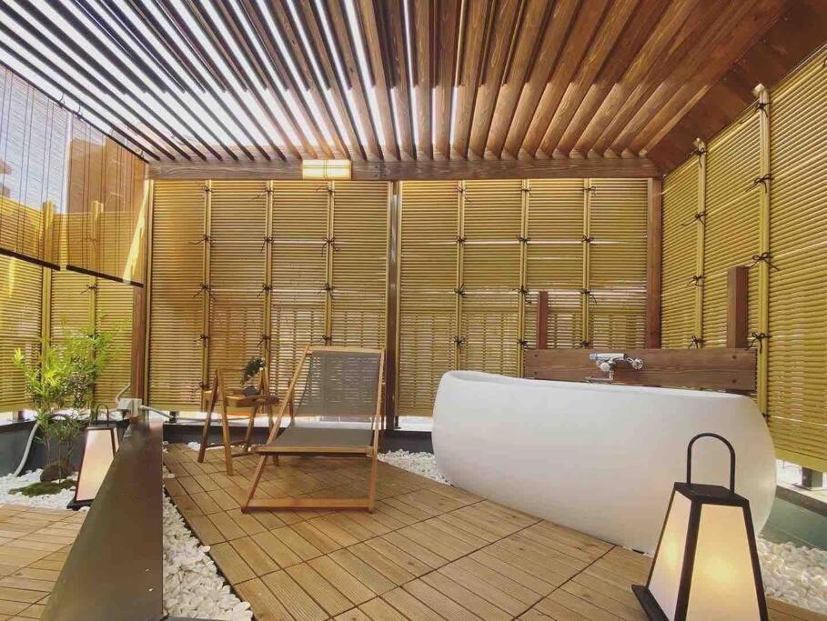 Apartment T3 150m2 新宿区伝統的な高級タウンハウス3階