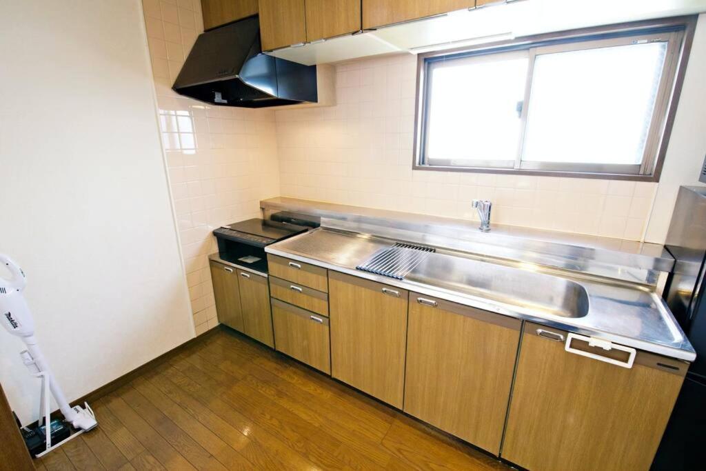 Nh Buil 7f Apartment Tokyo