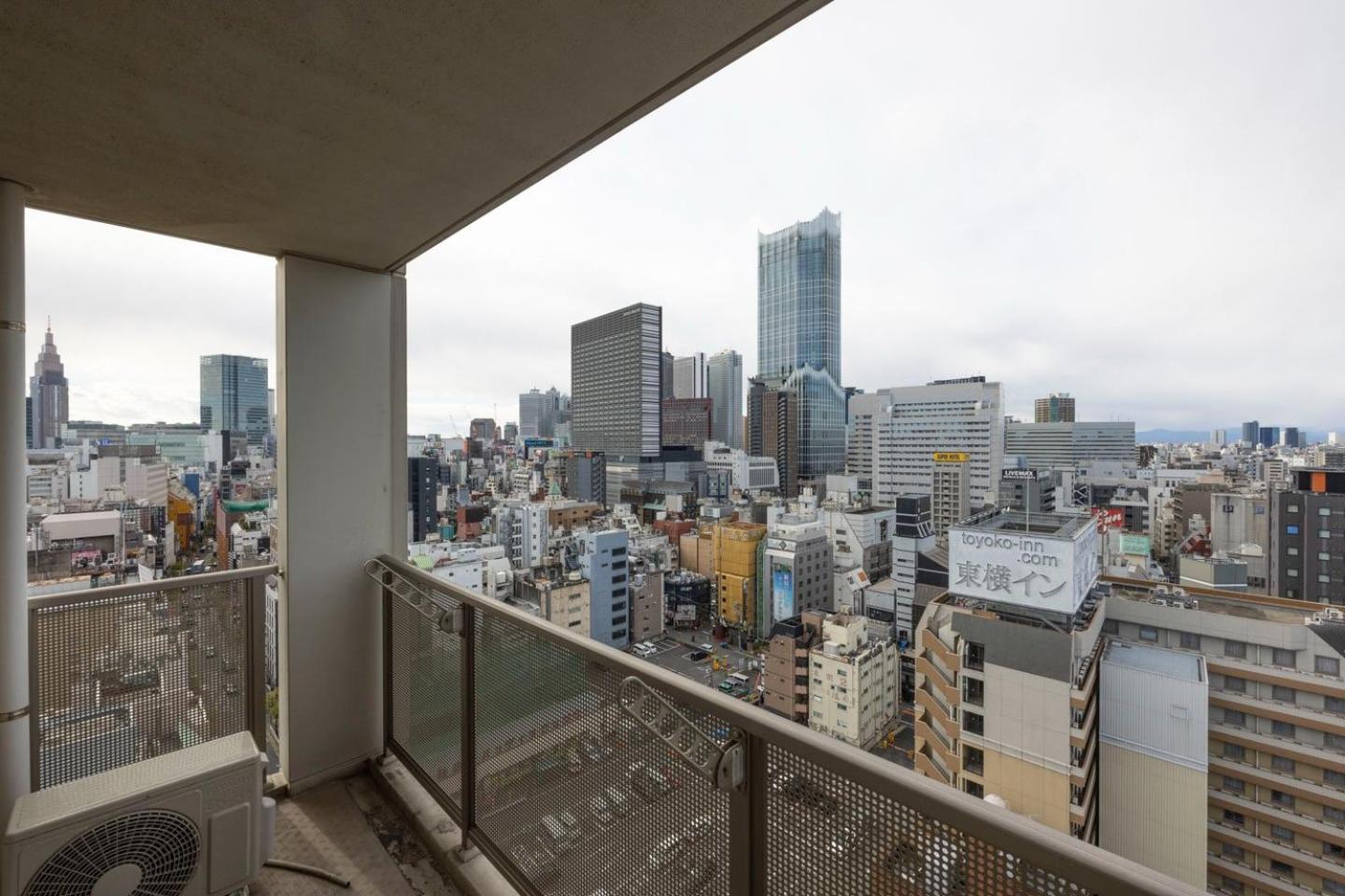 Puraz Tower Higashi-shinjuku Apartment Tokyo