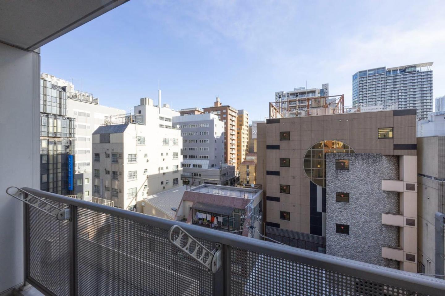 Apartment Puraz Tower Higashi-shinjuku Tokyo